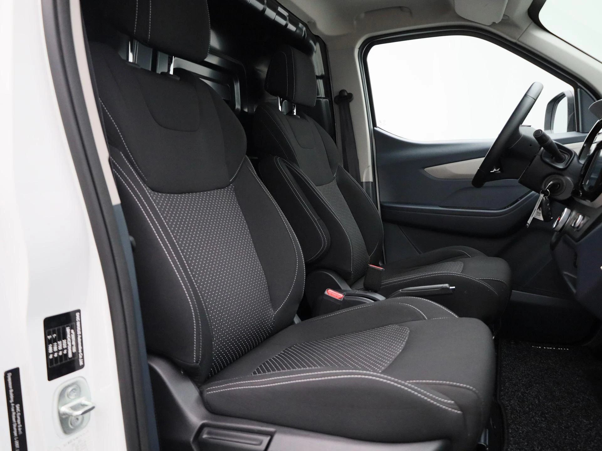 Maxus-eDeliver3-image-37