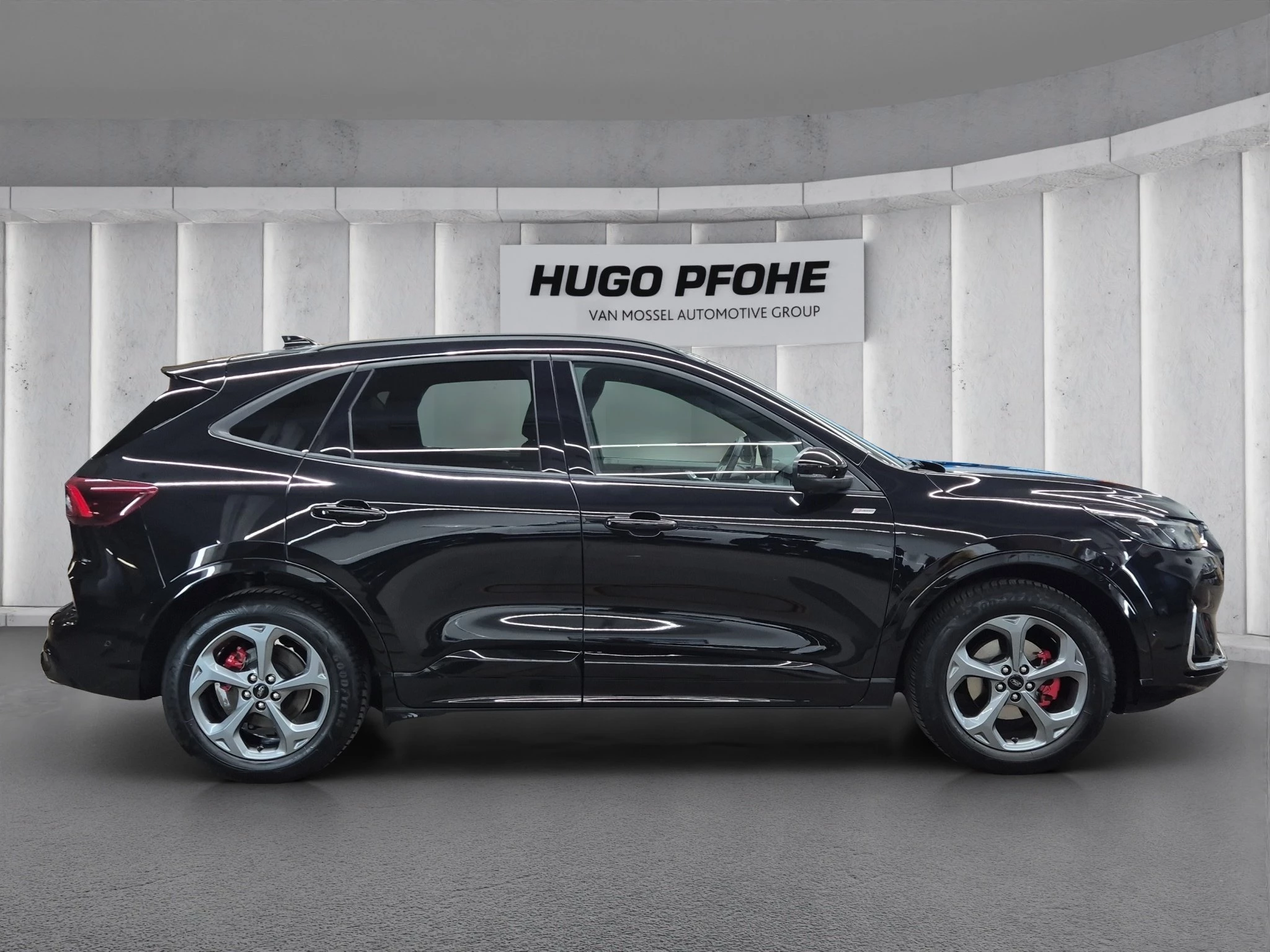 Ford Kuga ST-Line X Aut.*PANO*AHK*360GRAD*LED-MATRIX*NAVI*GRA*WINTER-PKT..