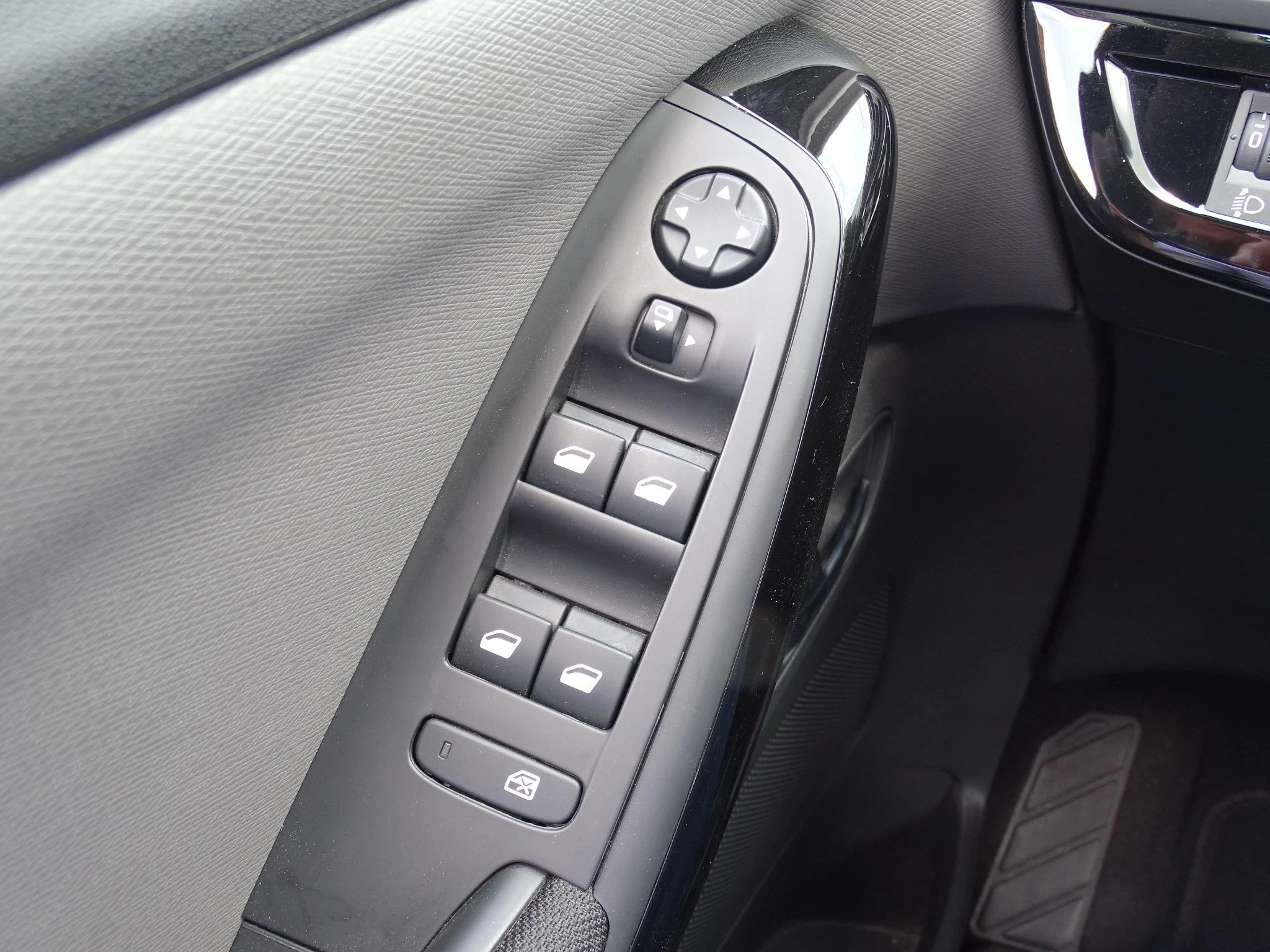 Citroën C4 Spacetourer 1.2 PureTech 130 S&S MAN6 Shine