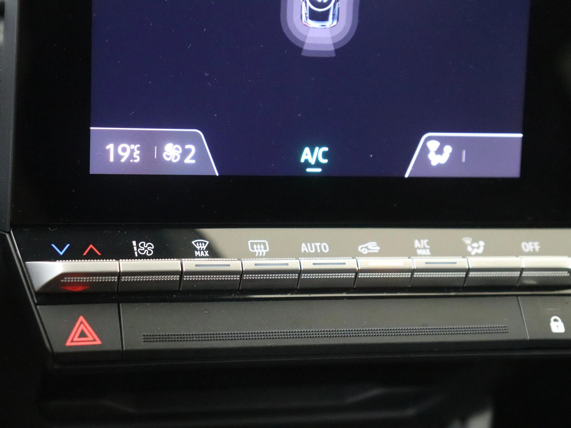 Renault-Captur-image-18