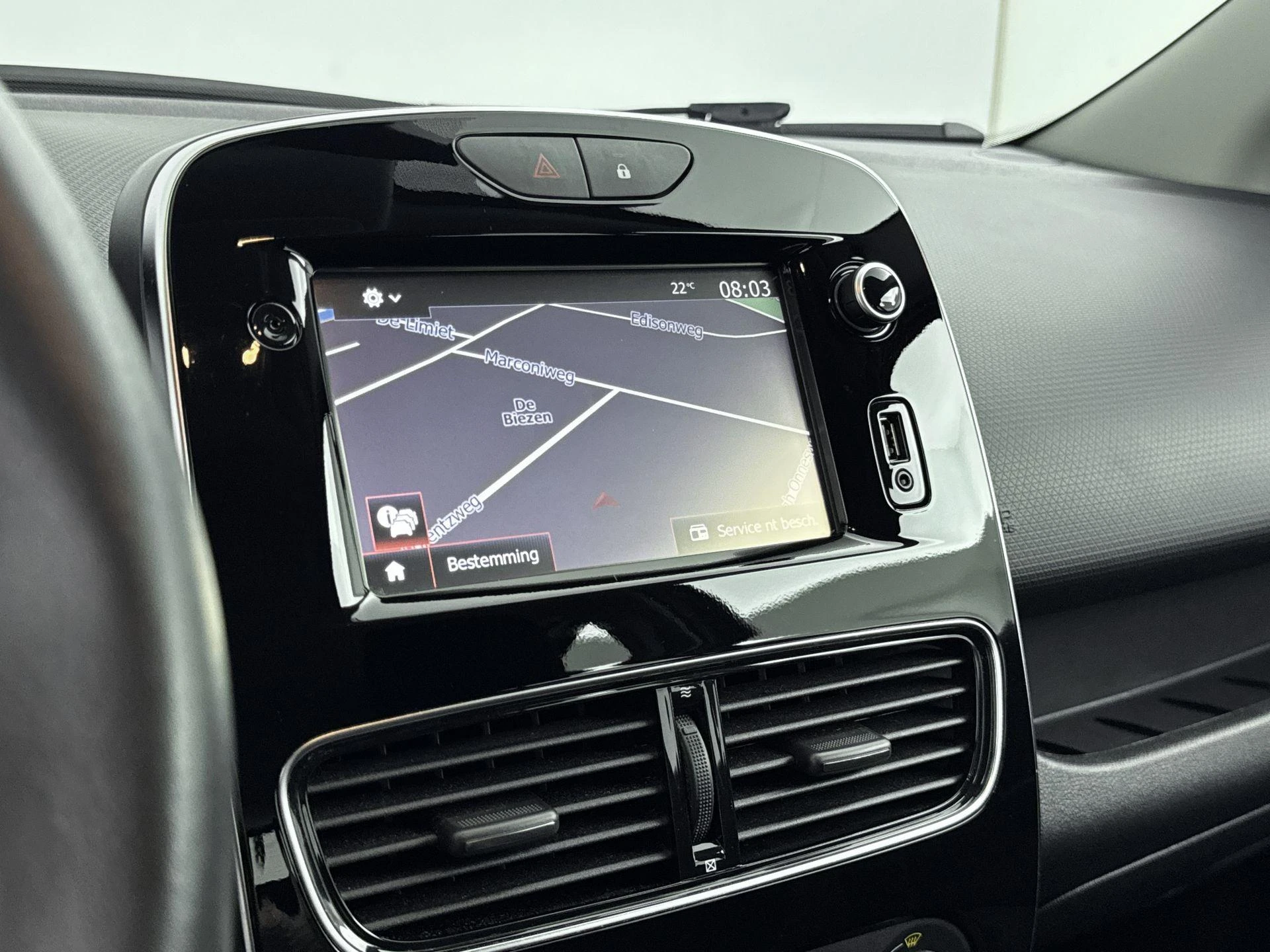 Renault-Clio-image-14