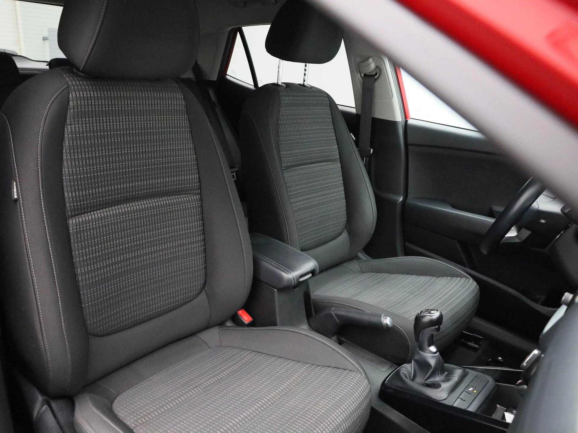 Kia-Stonic-image-31
