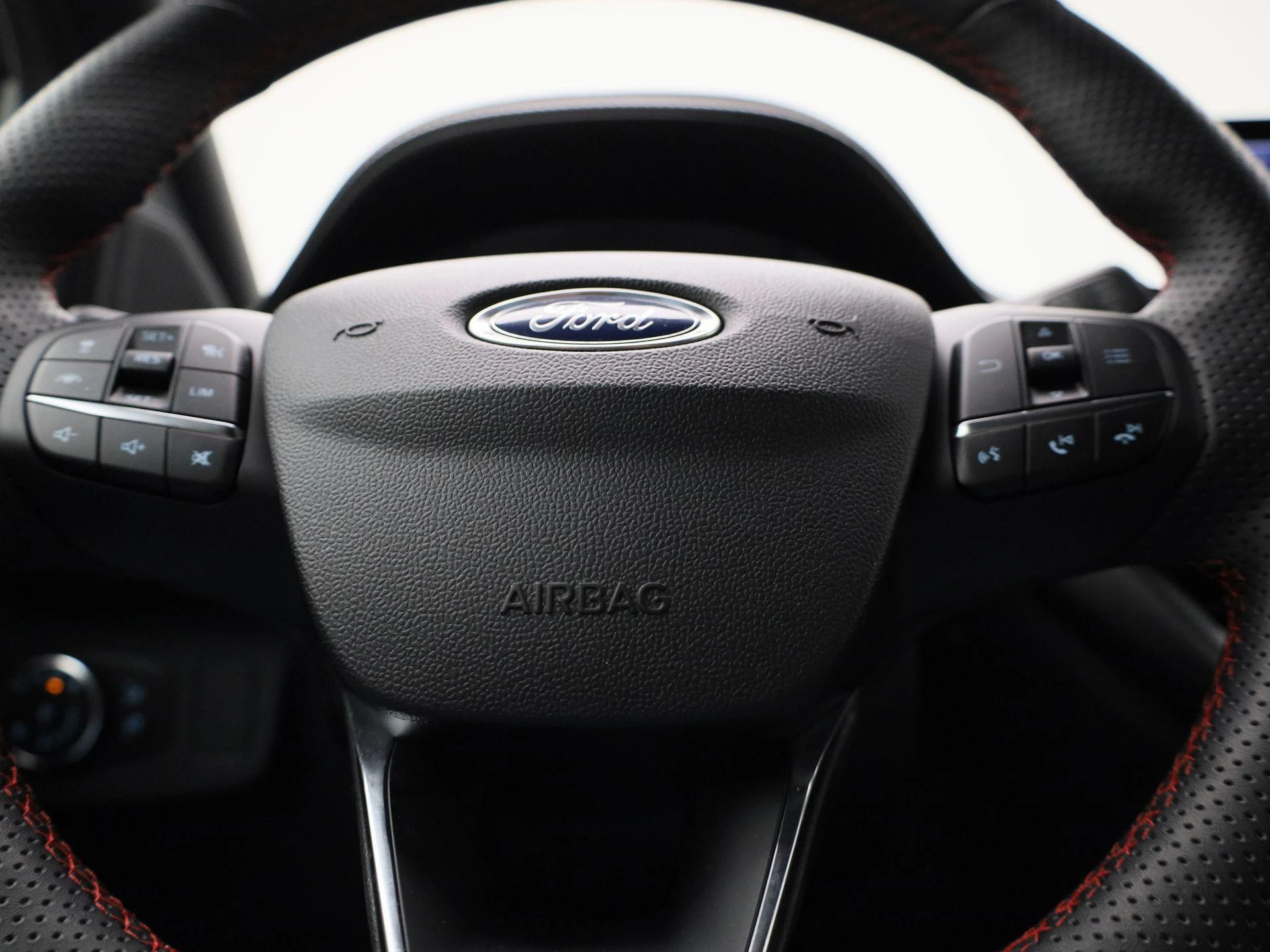 Ford-Puma-image-29
