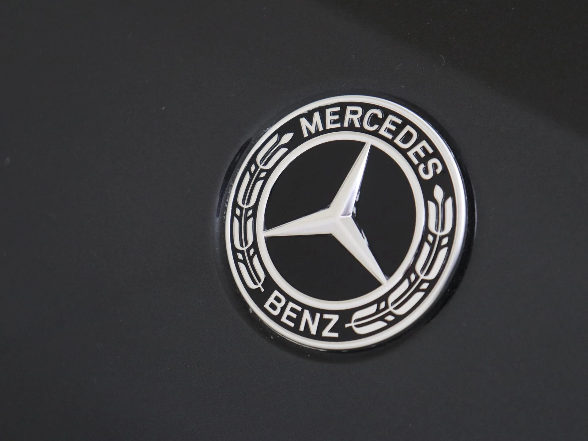 Mercedes-Benz-GLC-image-34