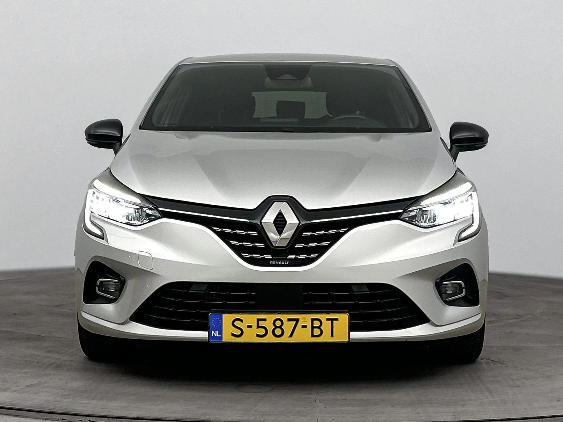 Renault-Clio-image-4