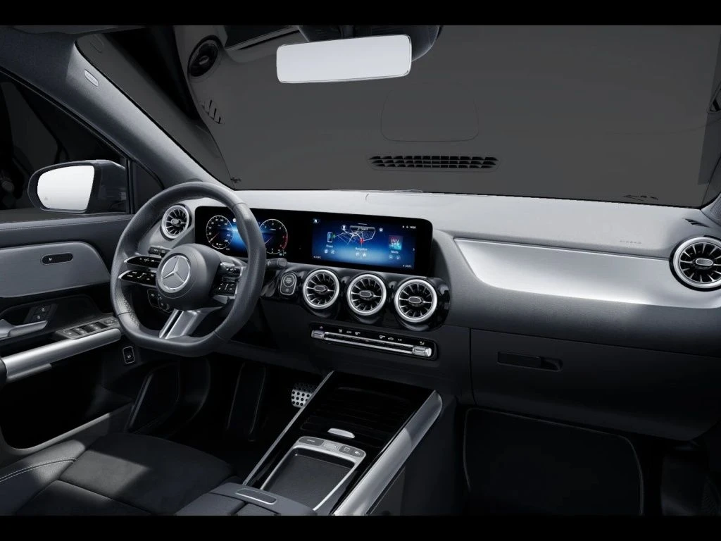 Mercedes-Benz-GLA 200 d-image-12