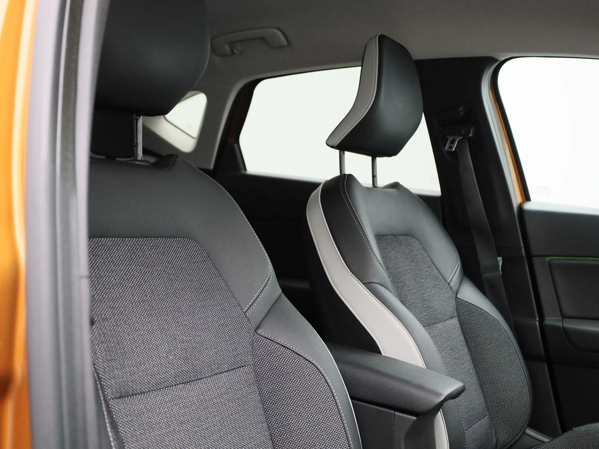 Renault-Captur-image-33