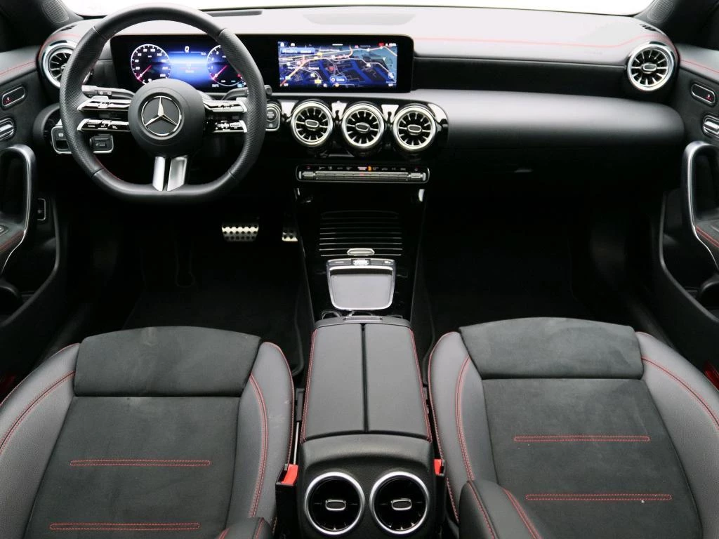 Mercedes-Benz-CLA-image-2