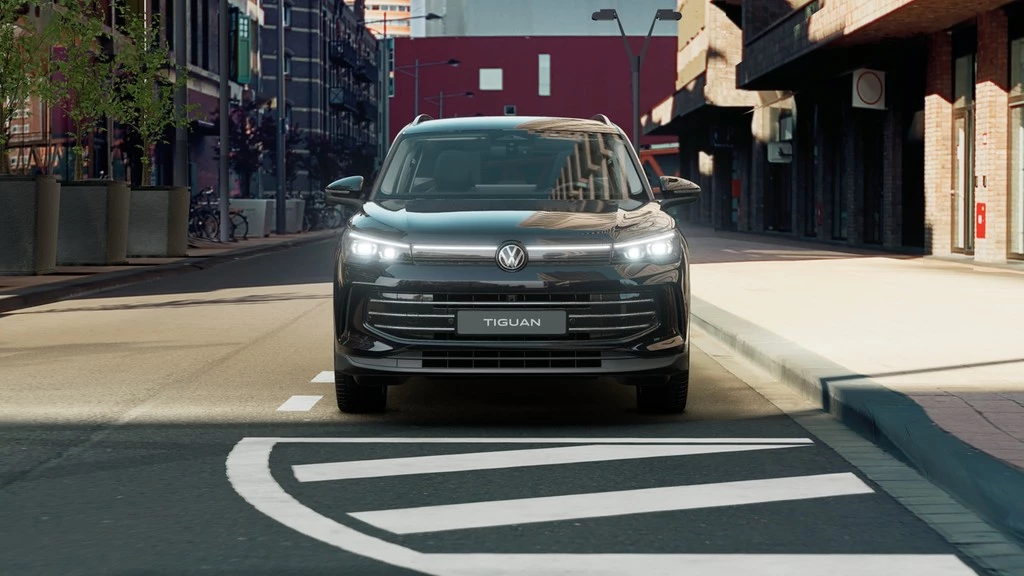 Volkswagen-Tiguan-image-2