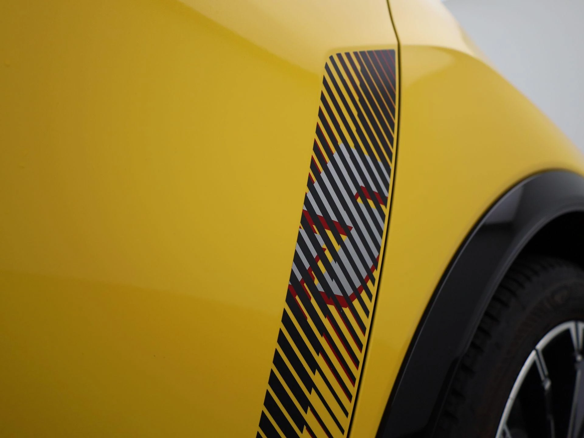 Renault-5-image-38