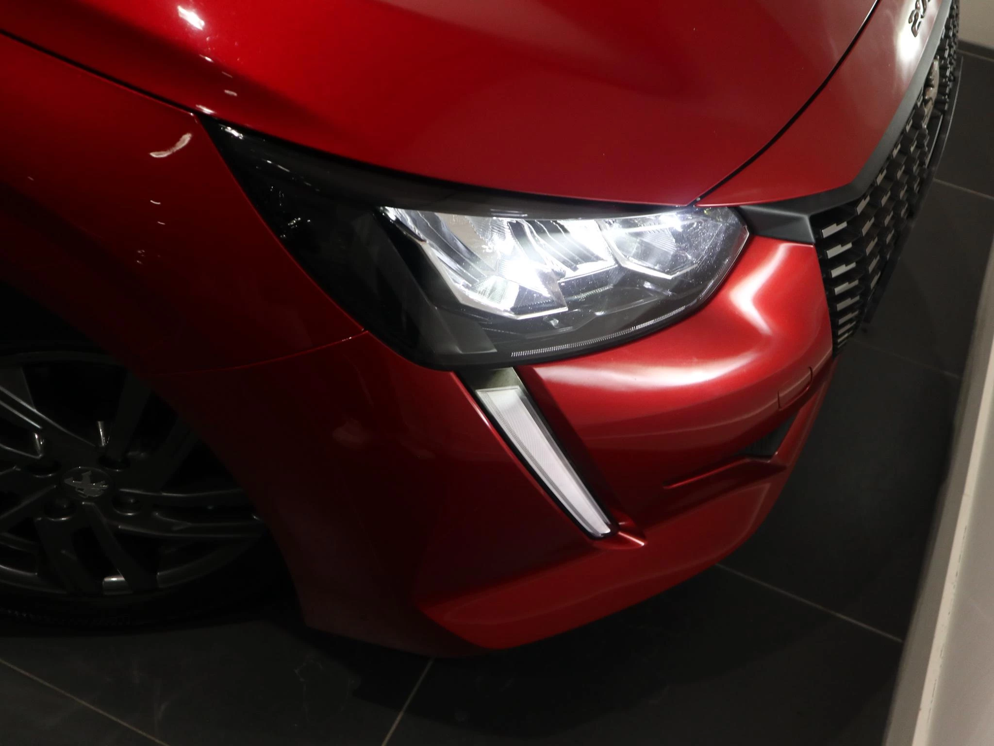 Peugeot-208-image-24