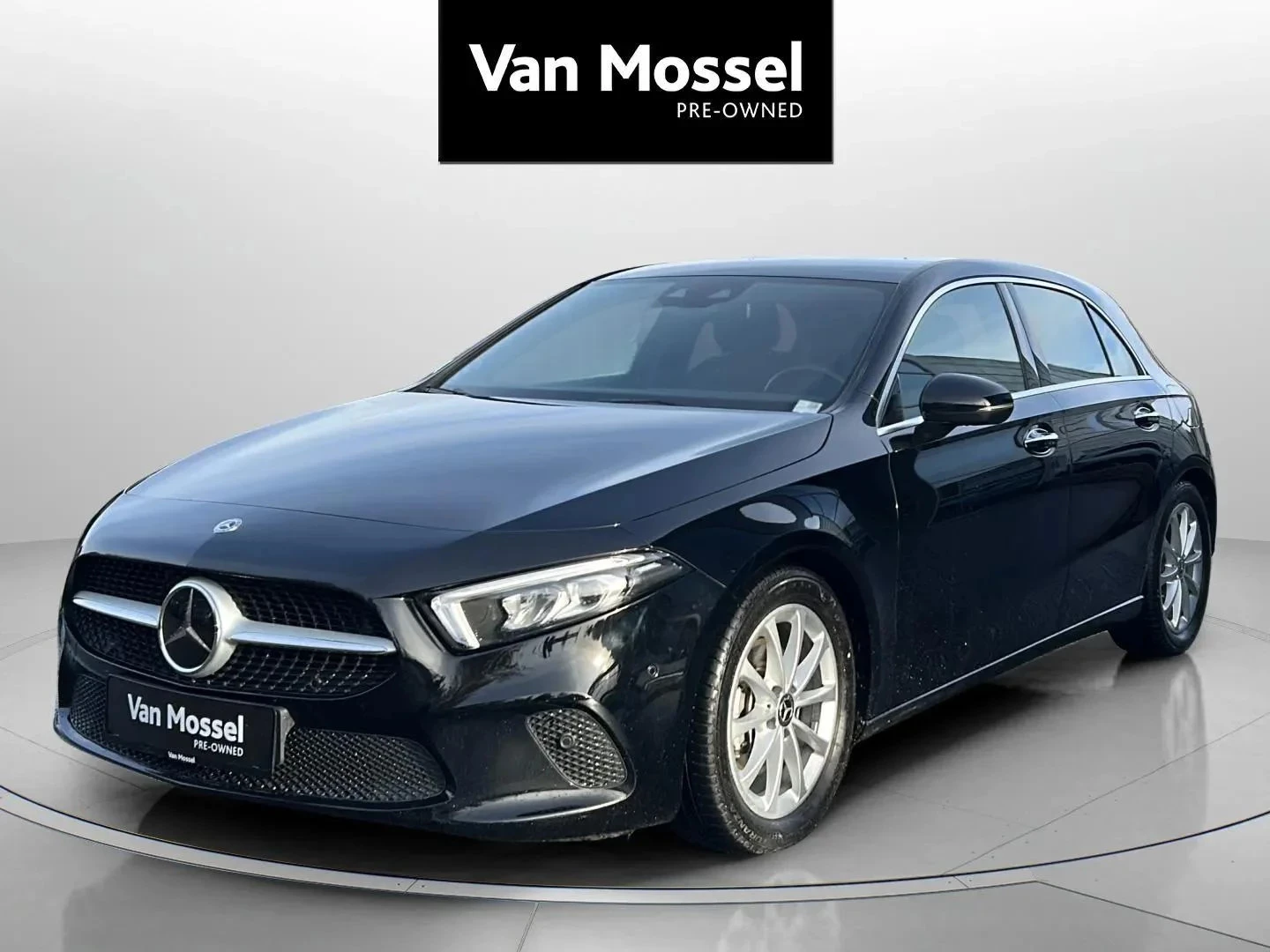 Mercedes-Benz-A-Klasse-image-0