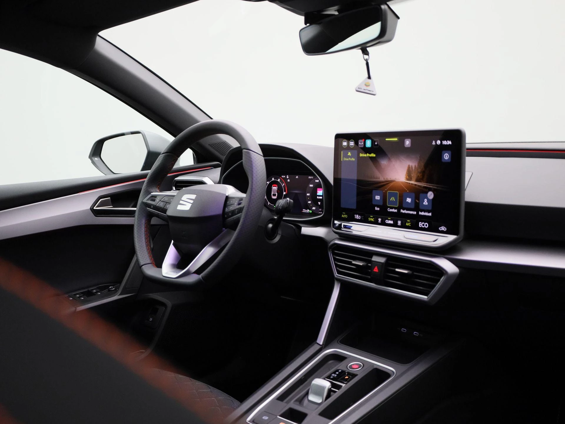 SEAT Leon Sportstourer 1.5 TSI e-Hybrid FR Business