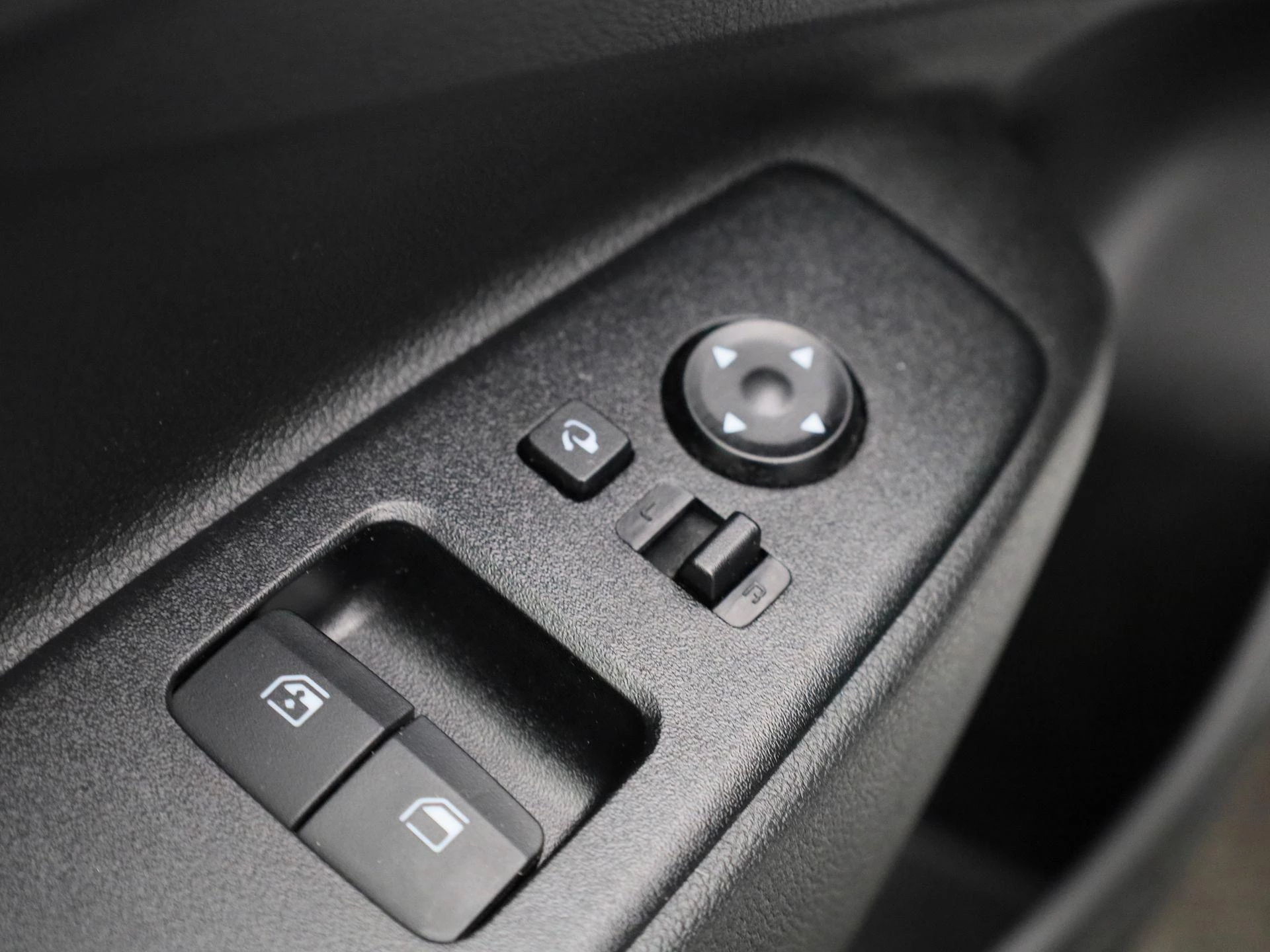 Hyundai-i10-image-24