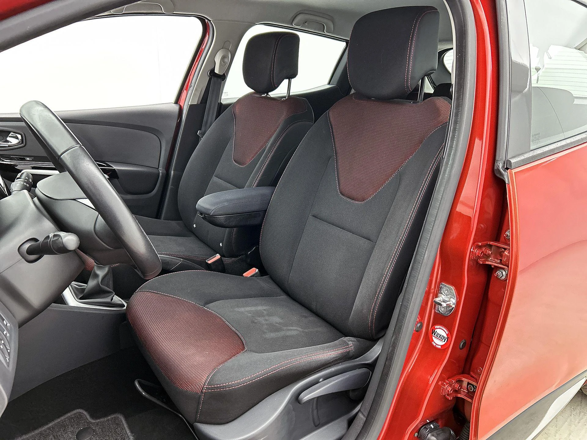Renault-Clio-image-33