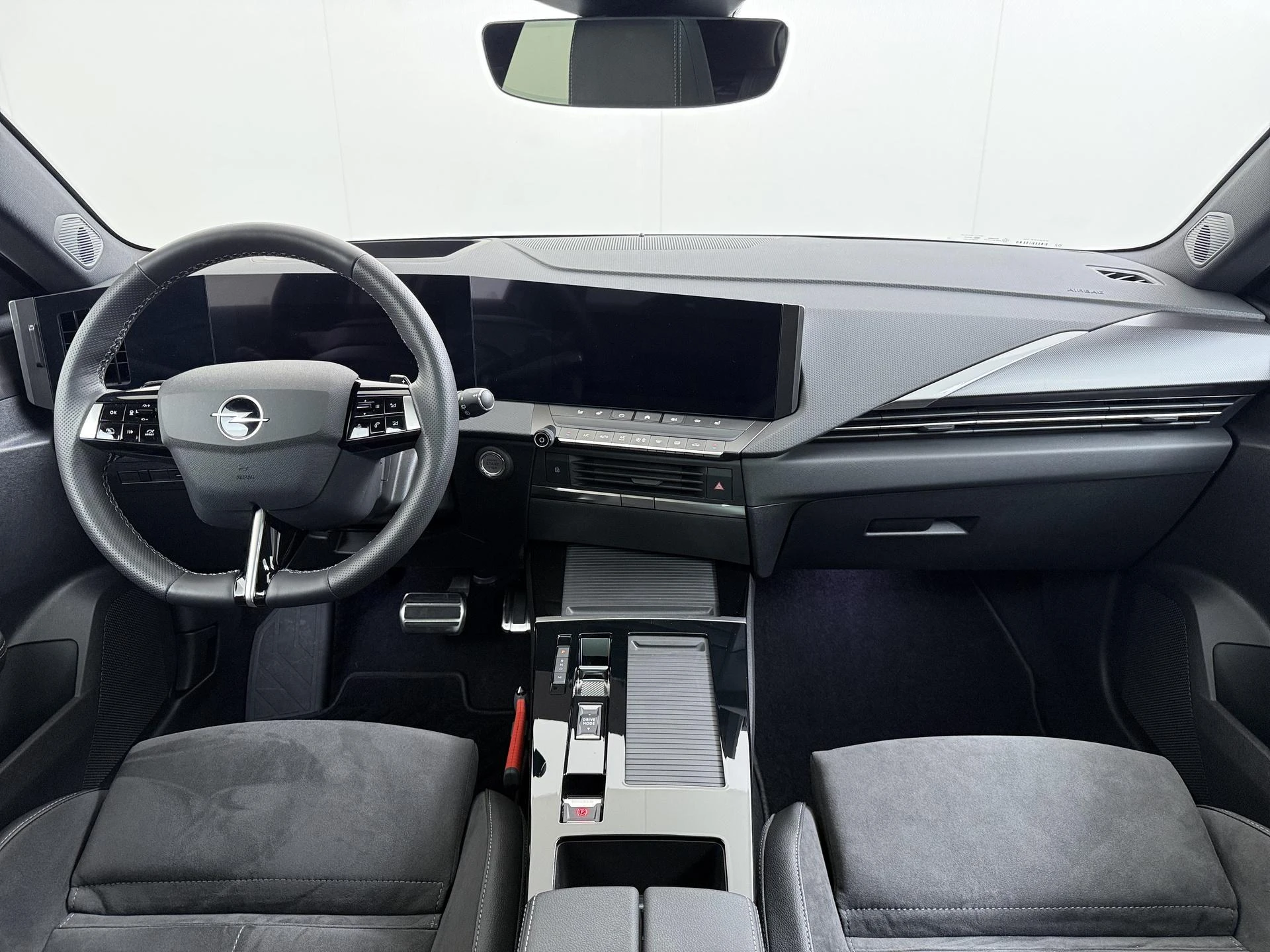 Opel-Astra-image-5