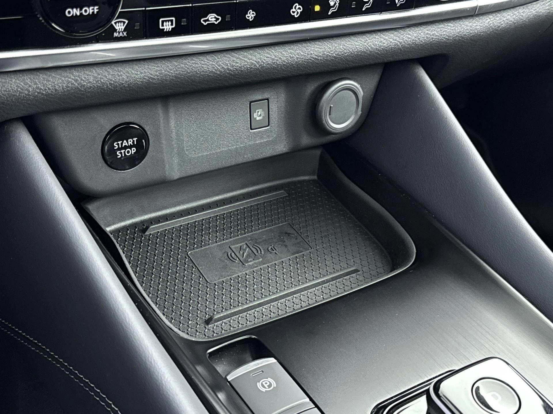 Nissan-QASHQAI-image-30