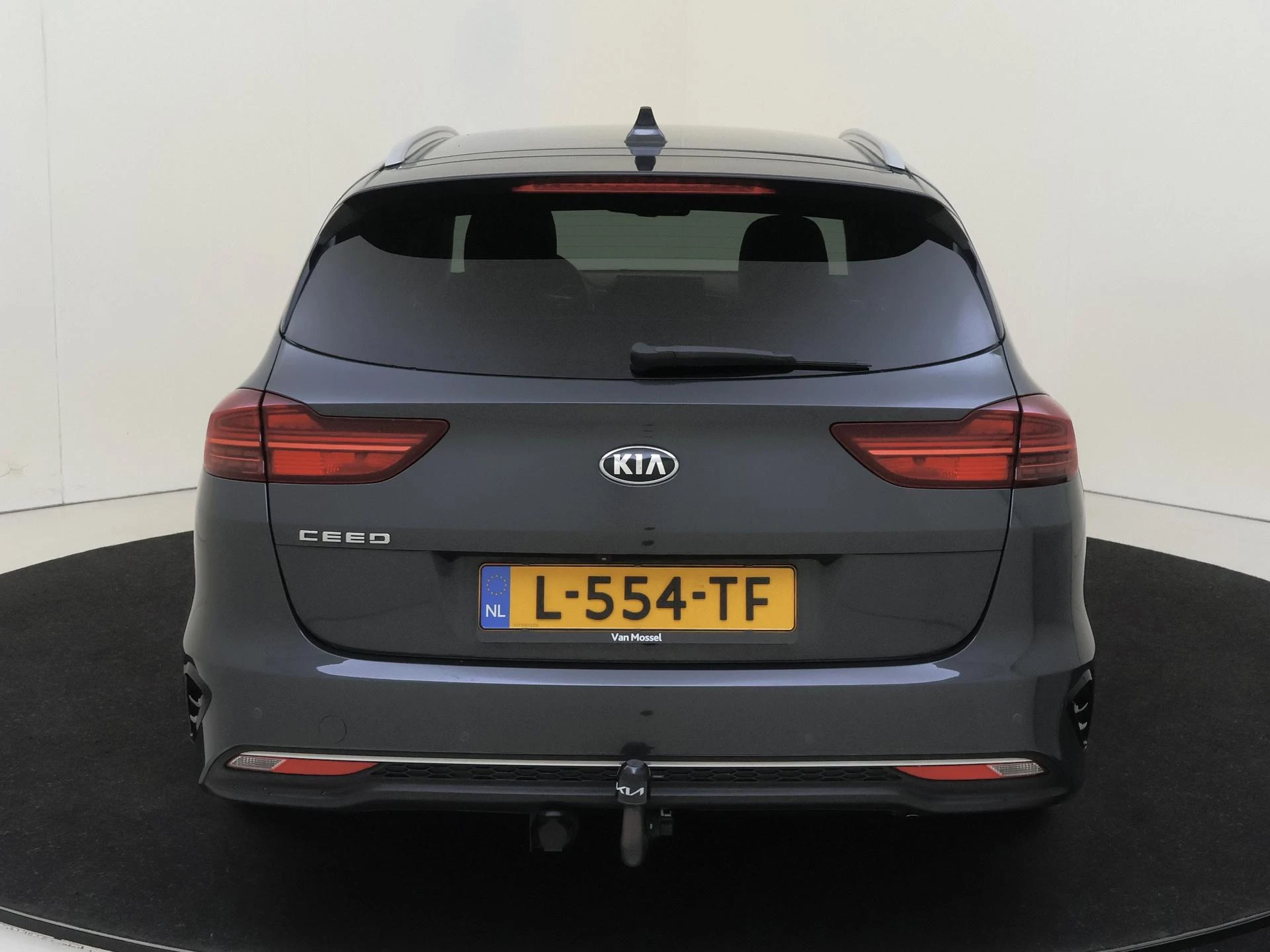 Kia-Ceed Sportswagon-image-6