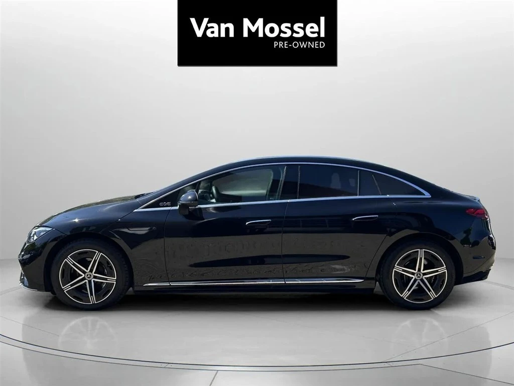 Mercedes-Benz-EQE-image-7