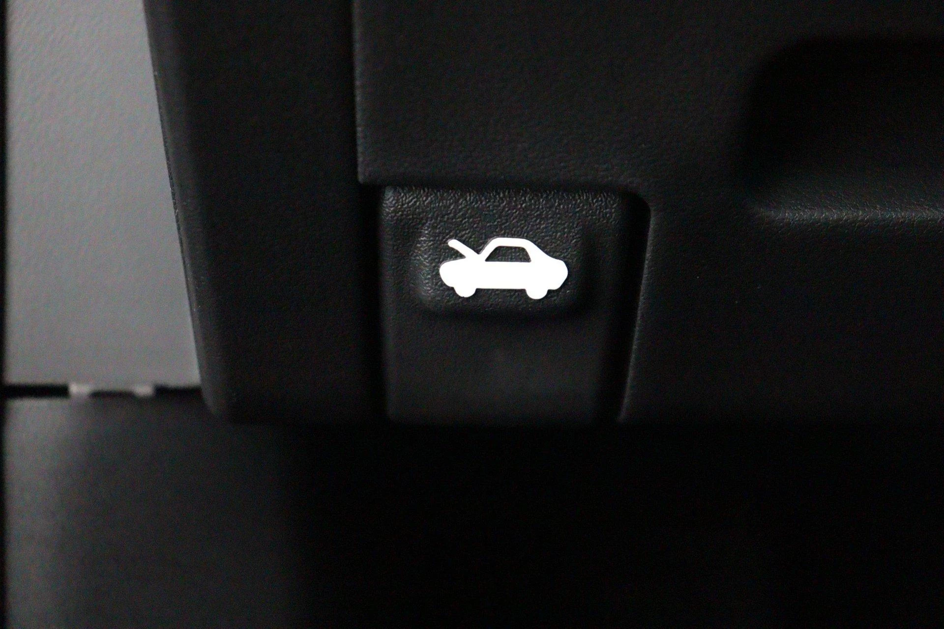 Hyundai-Kona-image-44