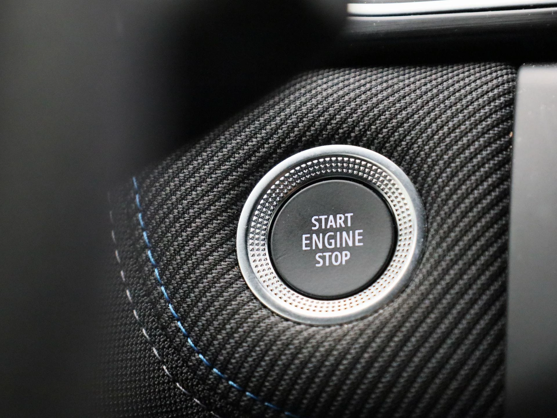 Renault-Captur-image-21