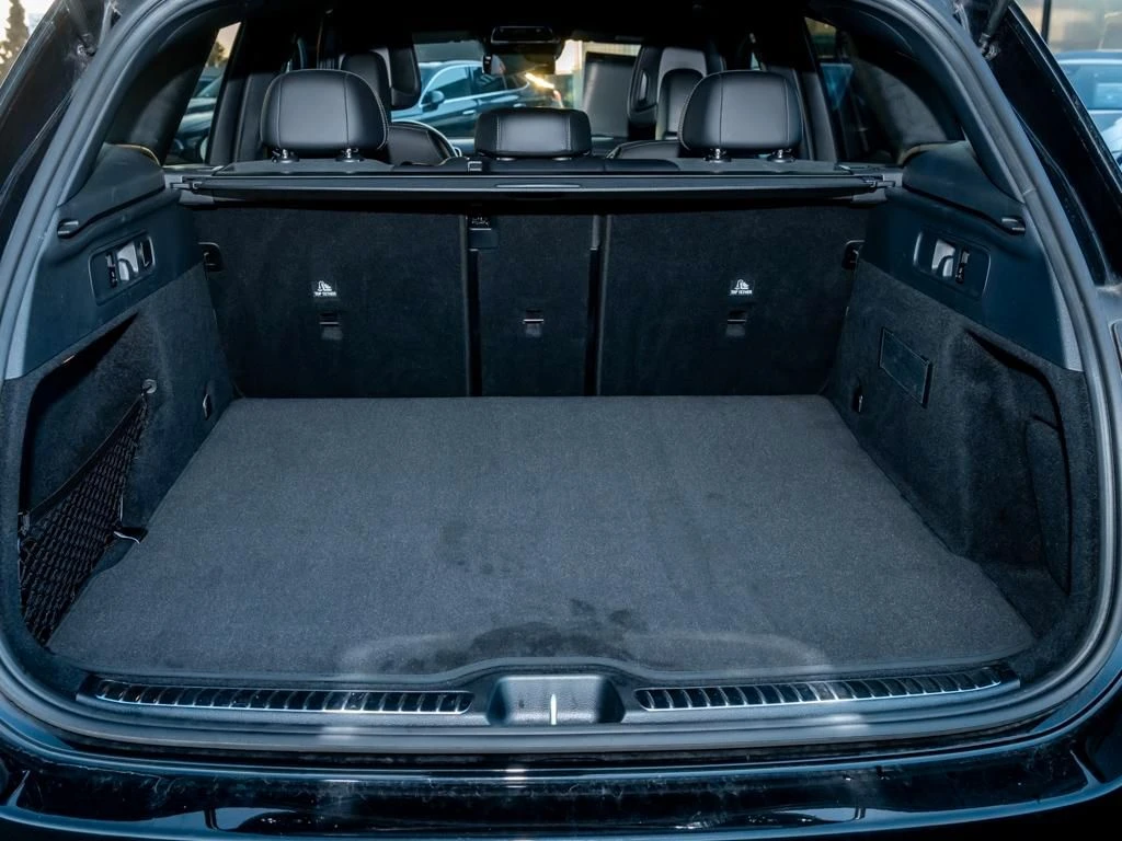 Mercedes-Benz-GLC 300 d-image-15