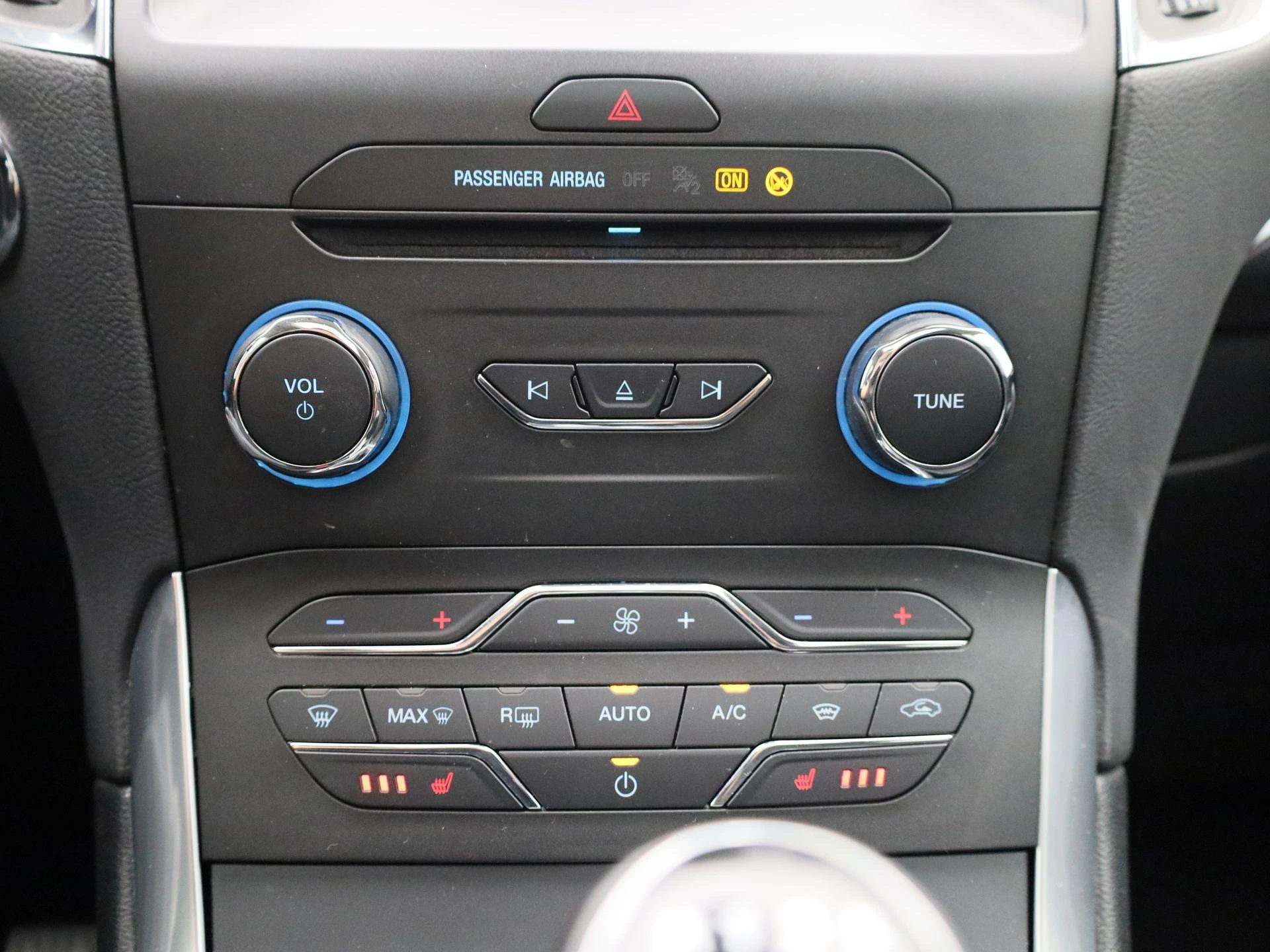 Ford-S-Max-image-17