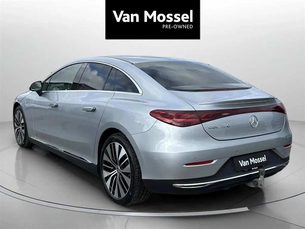 Mercedes-Benz-EQE-image-6
