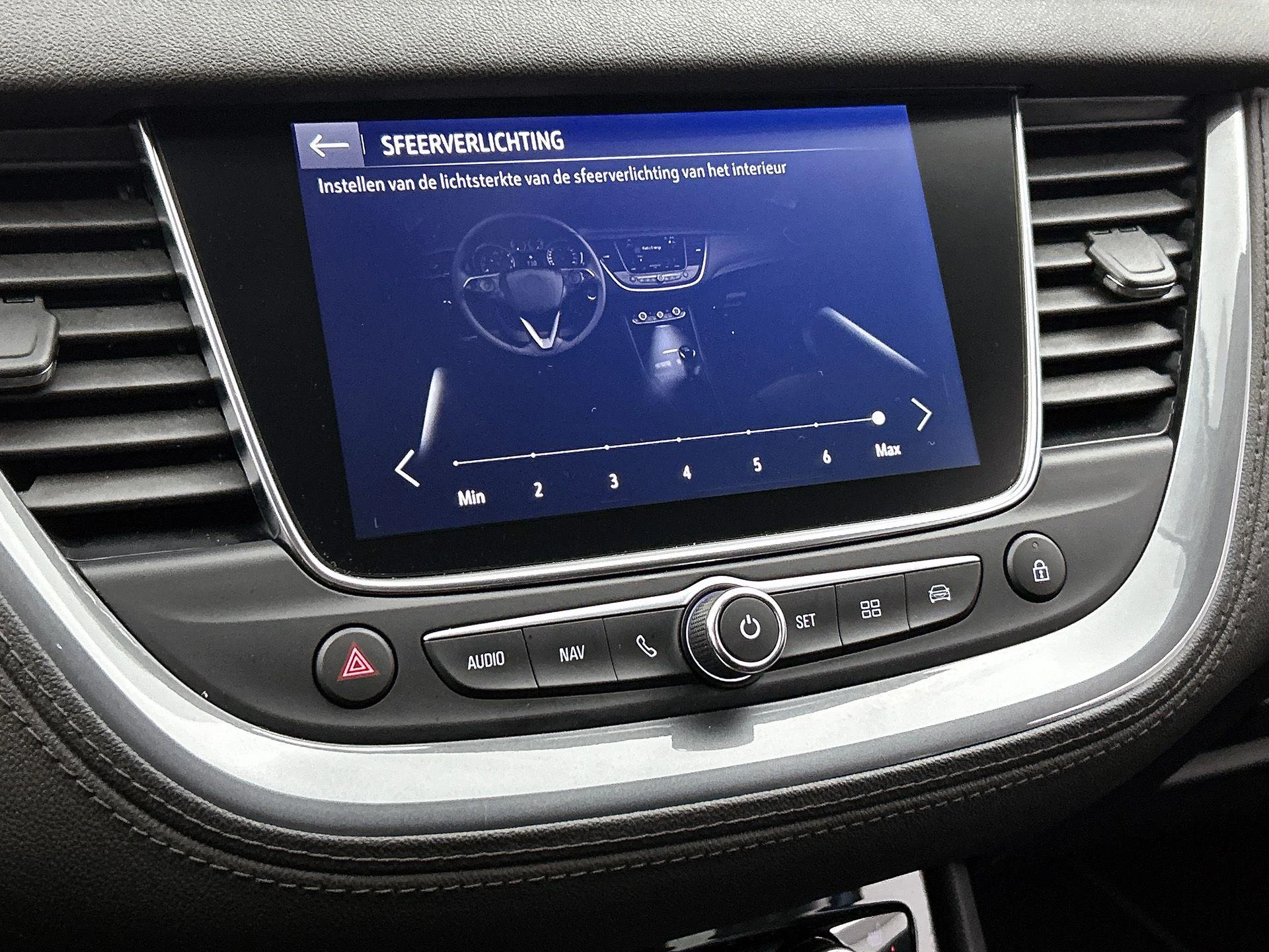 Opel-Grandland X-image-37