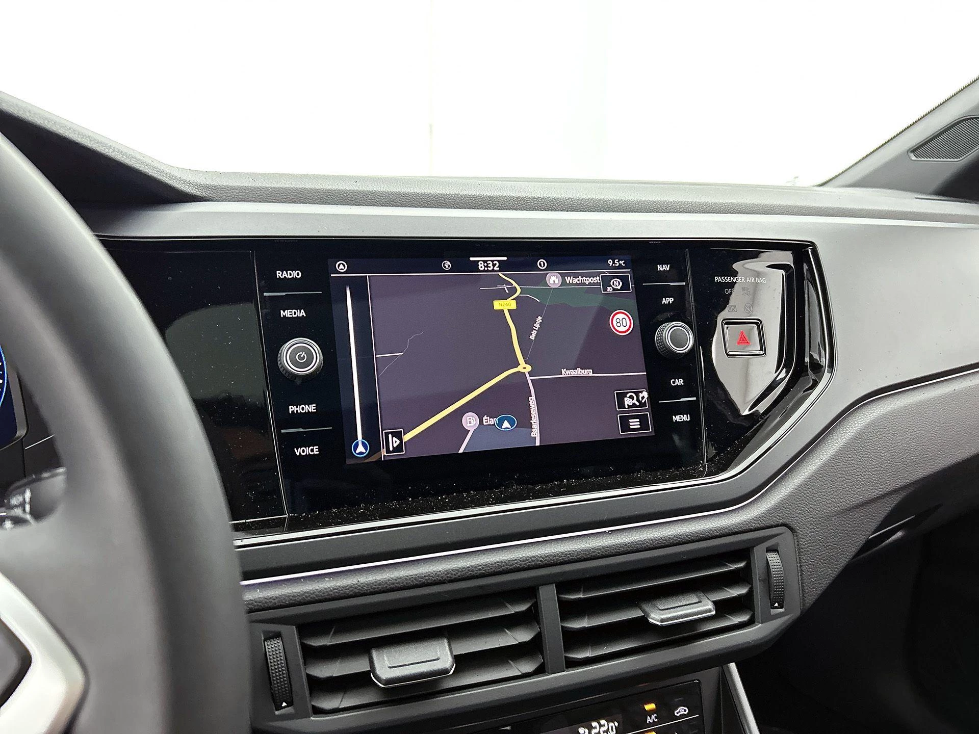 Volkswagen-Polo-image-24