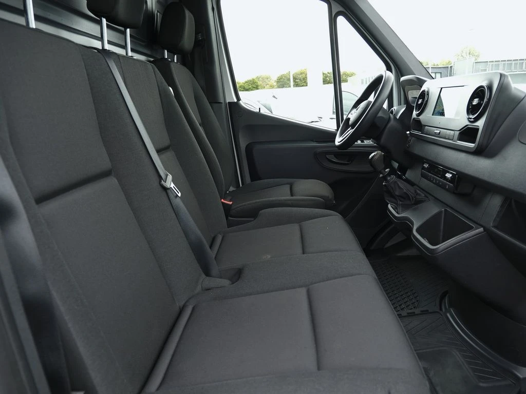 Mercedes-Benz-Sprinter 317-image-10