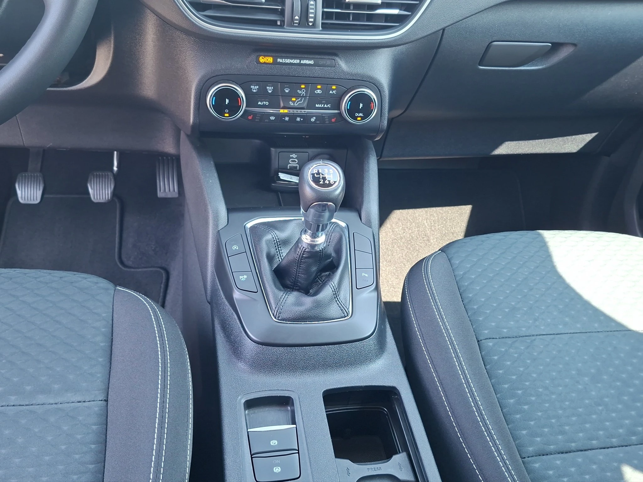 Ford-Kuga-image-13