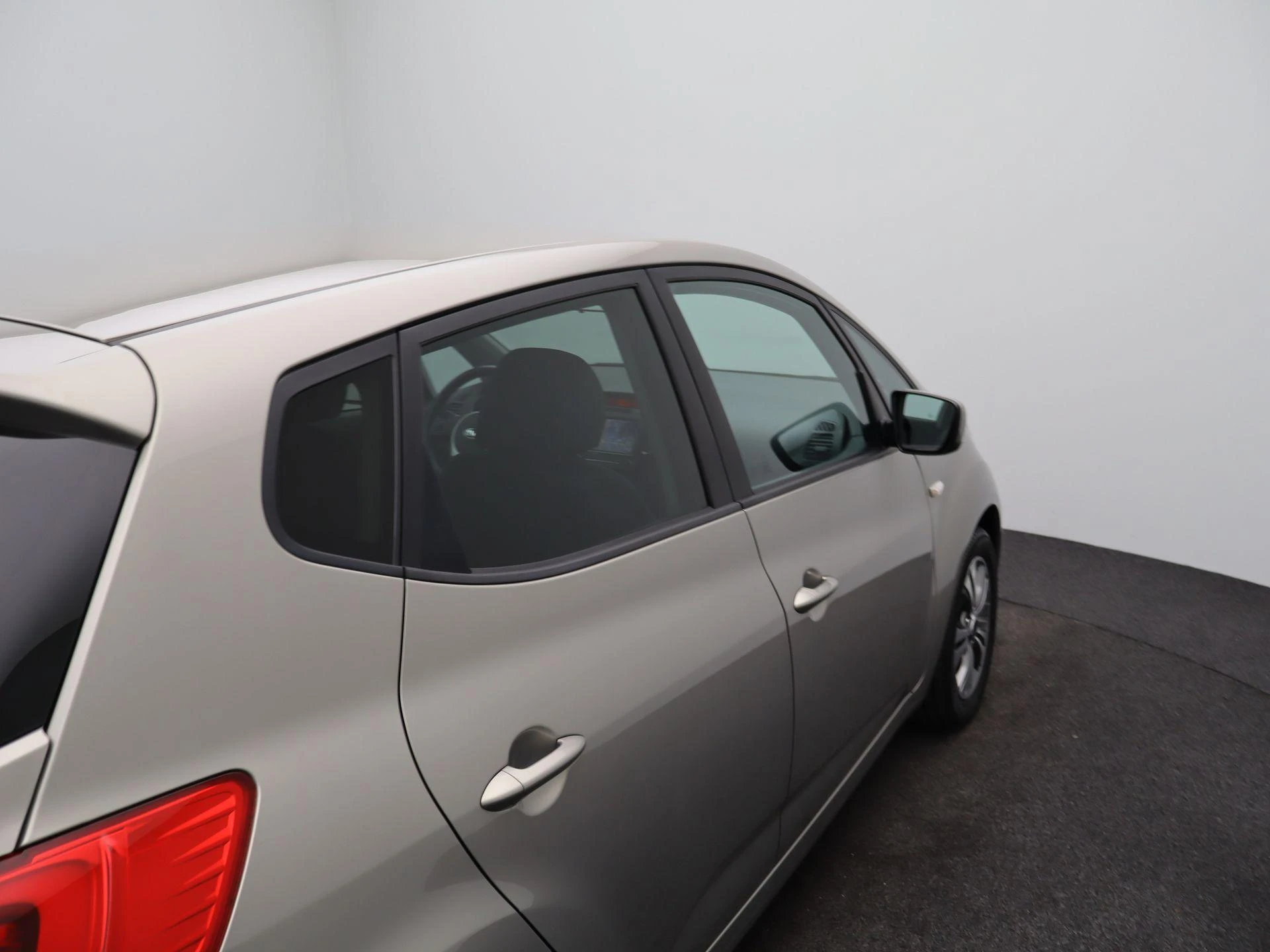 Kia-Venga-image-29