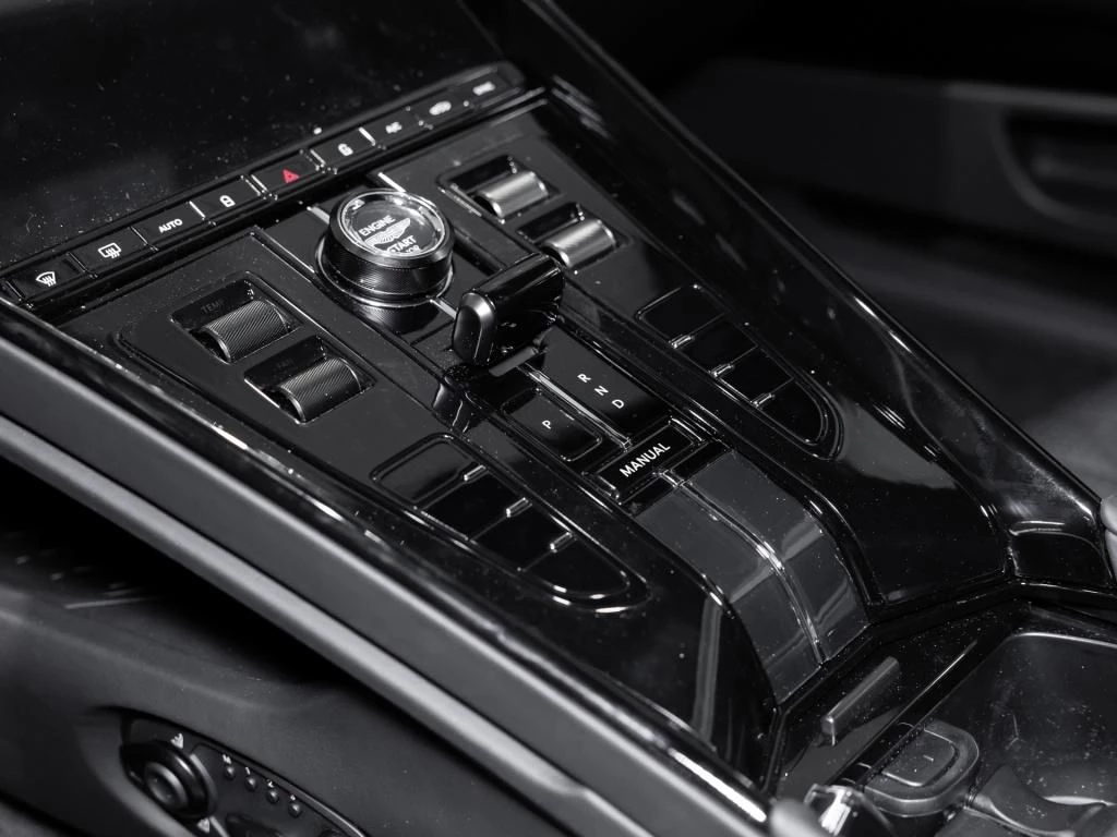 Aston Martin DB12 Coupe Bowers & Wilkins