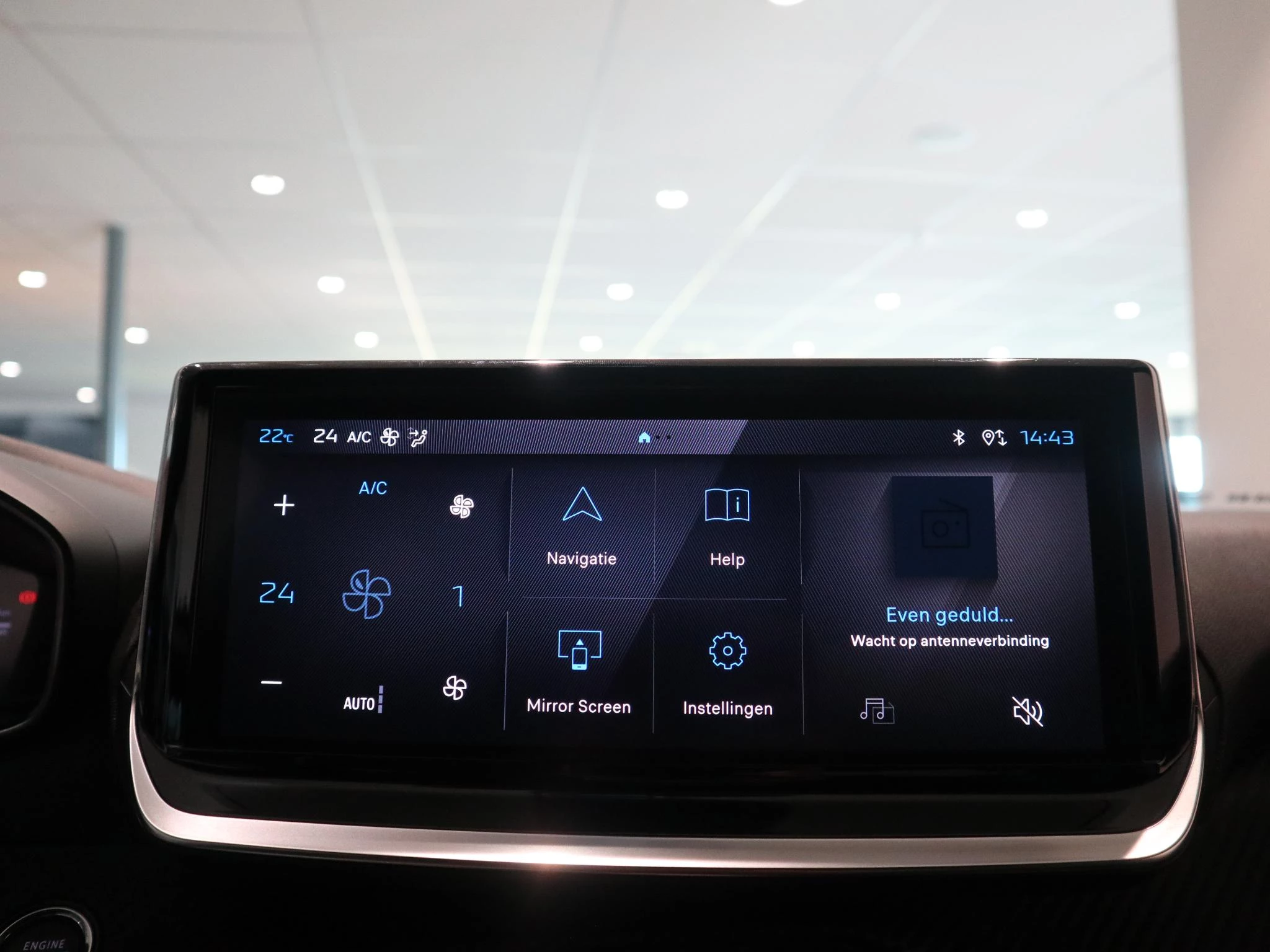 Peugeot-2008-image-16