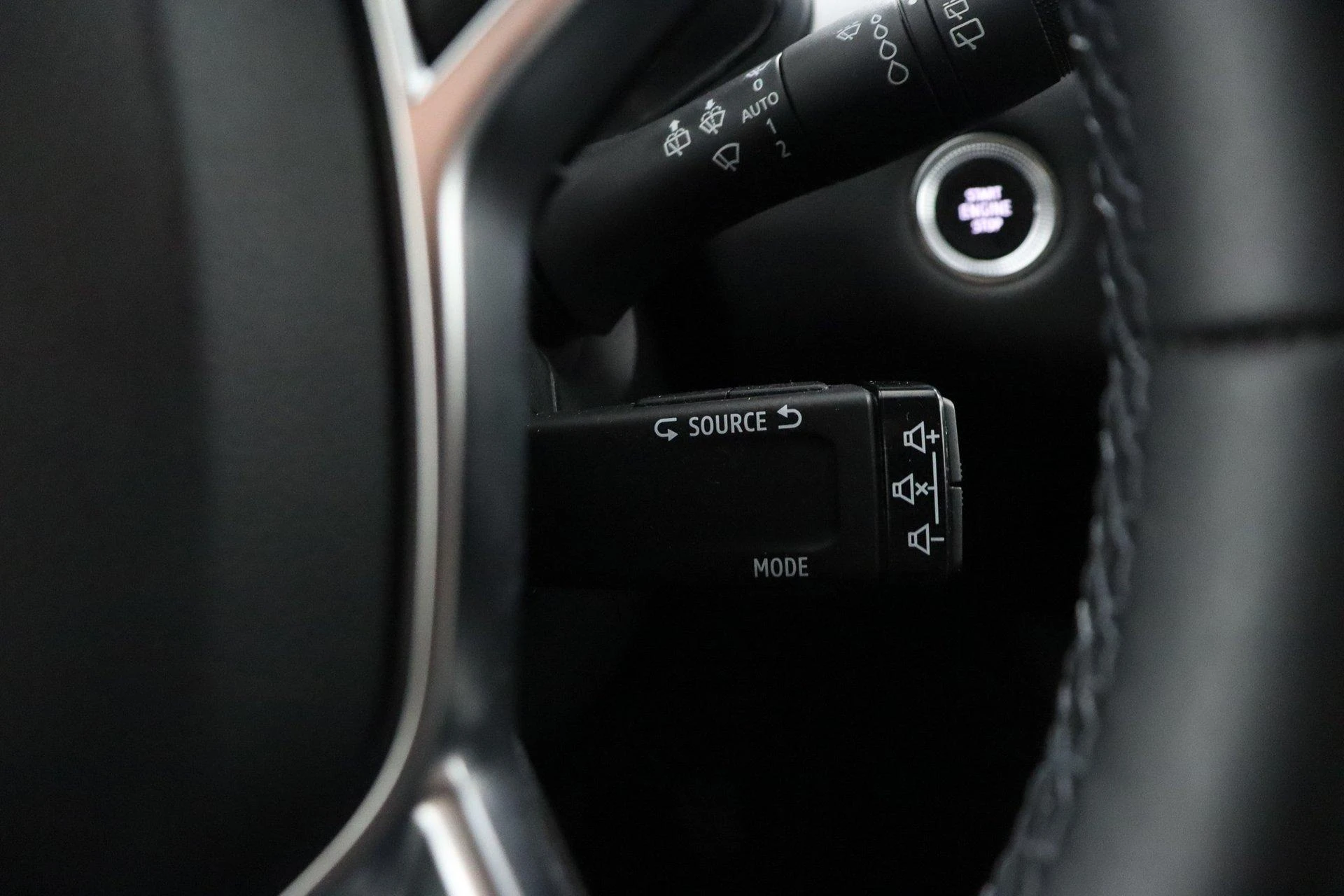 Renault-Captur-image-38
