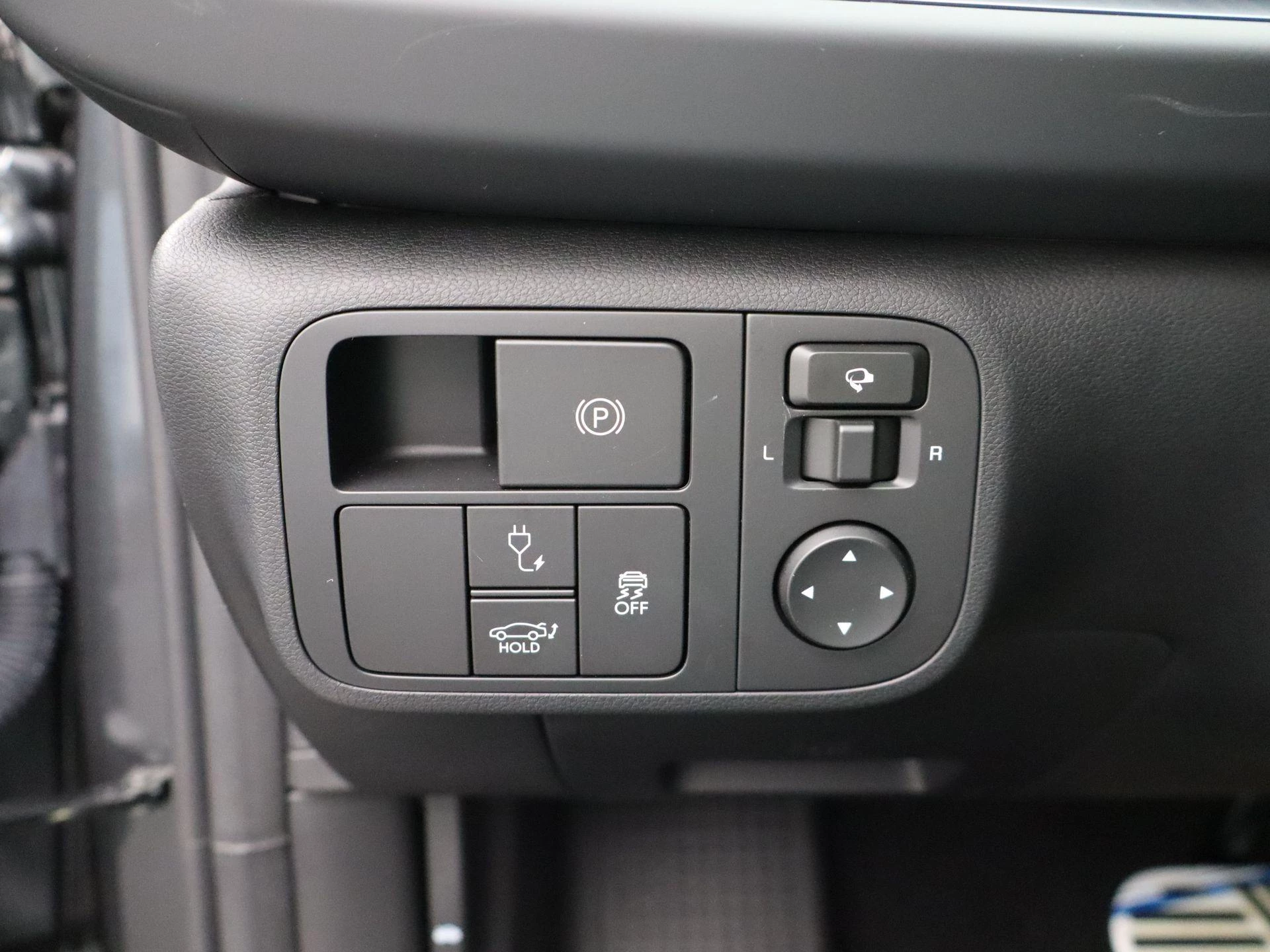 Hyundai-IONIQ 6-image-23