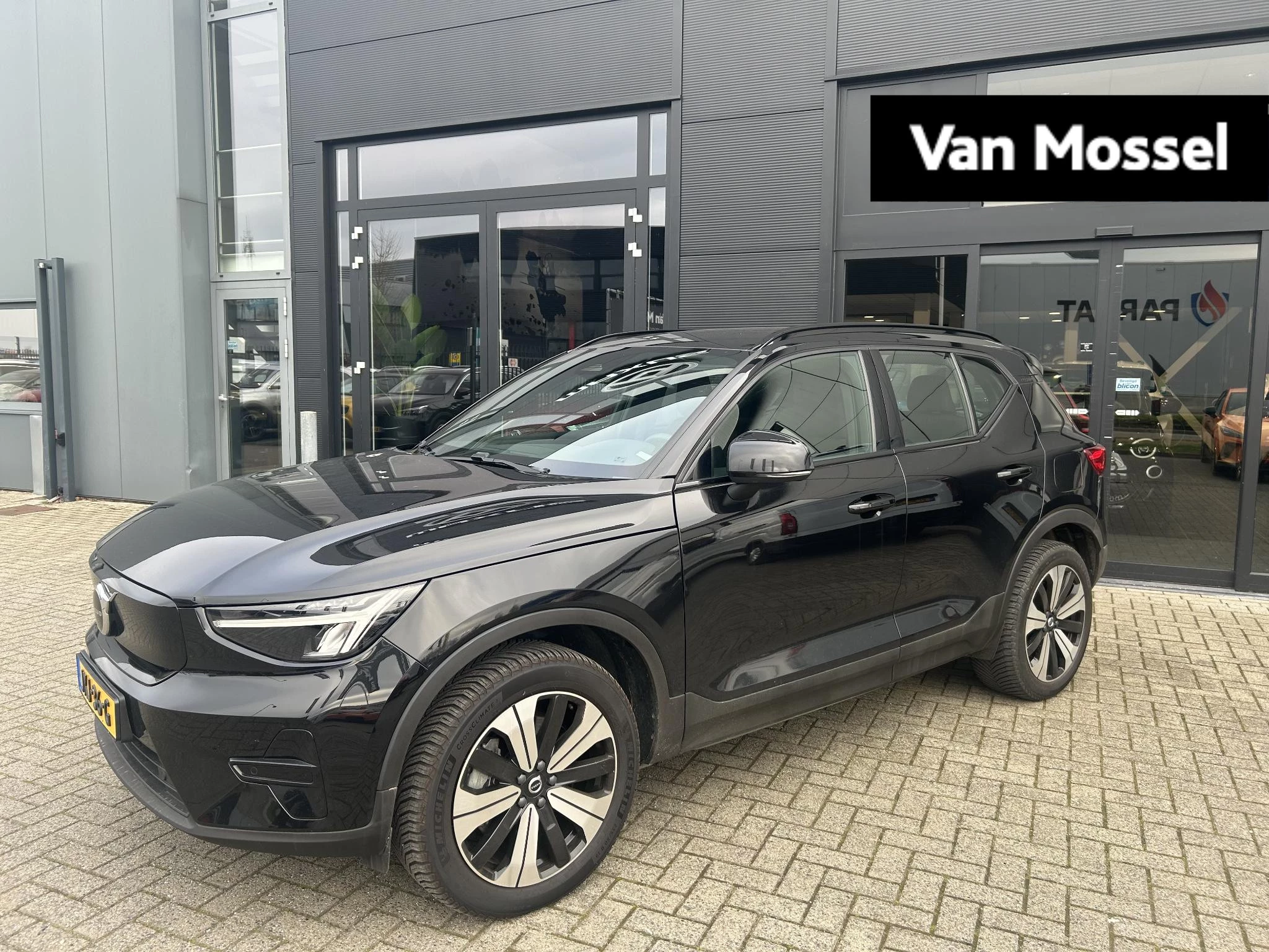 Volvo-XC40-image-0