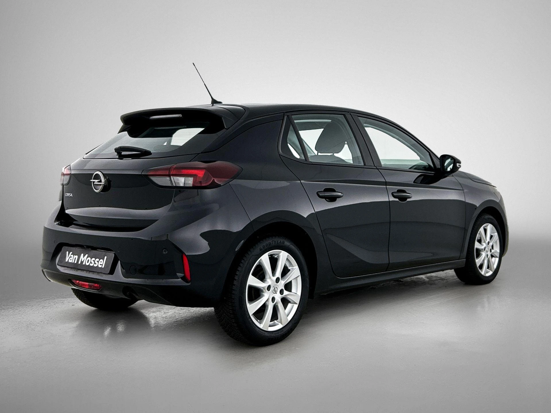 Opel-Corsa-image-3