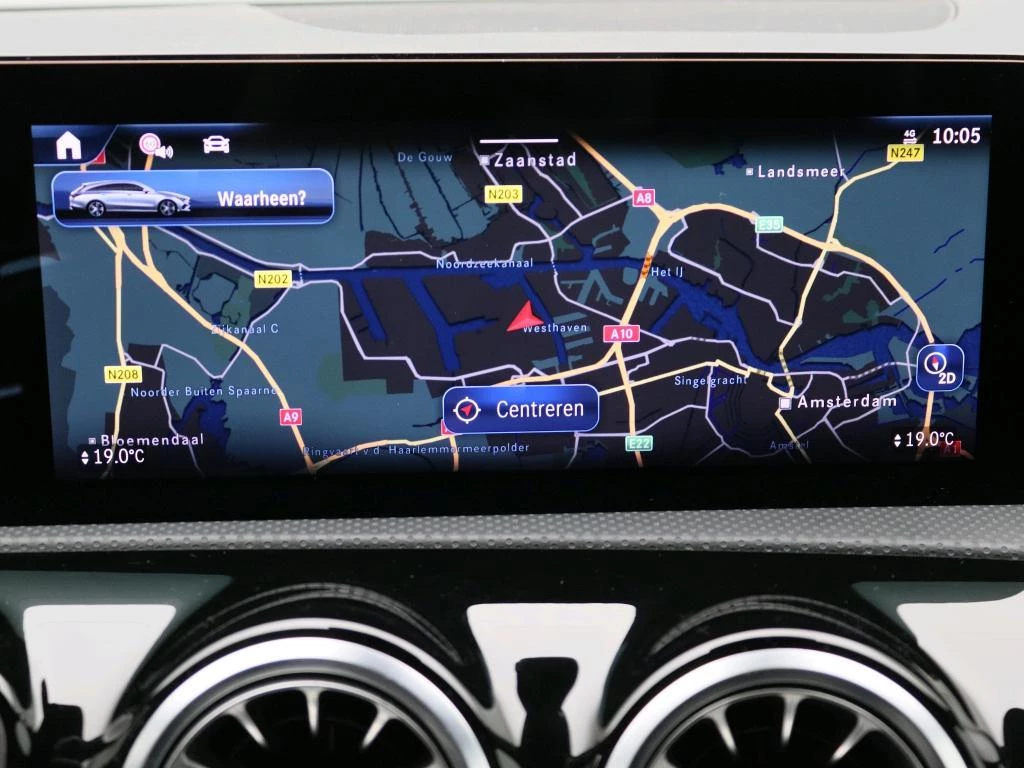 Mercedes-Benz-CLA-image-7