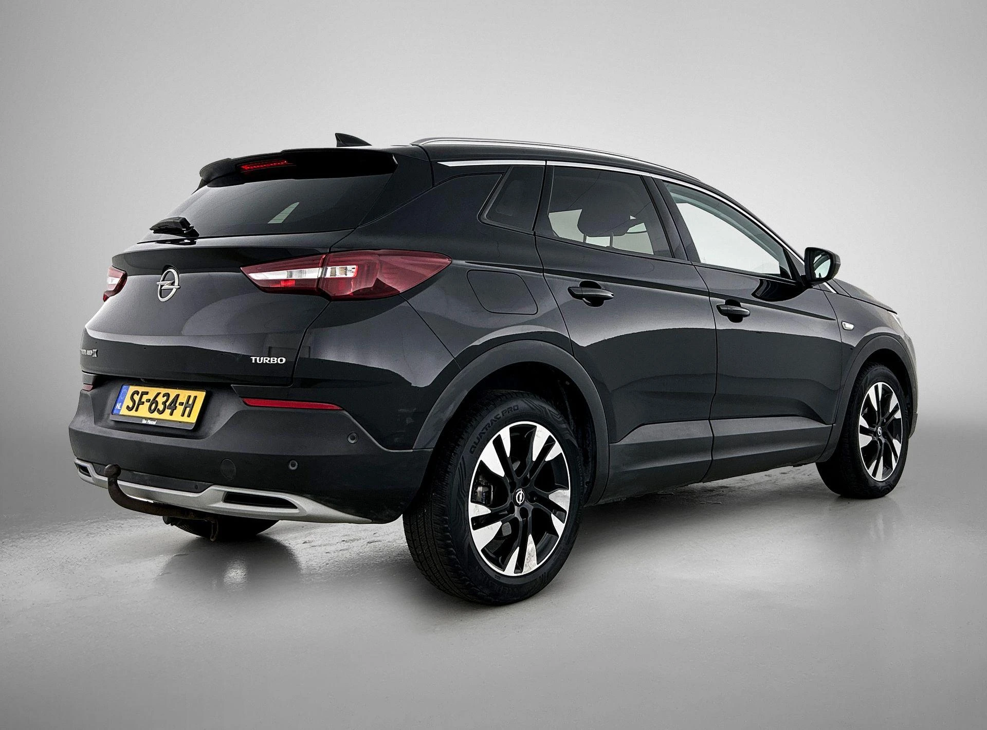 Opel-Grandland X-image-3