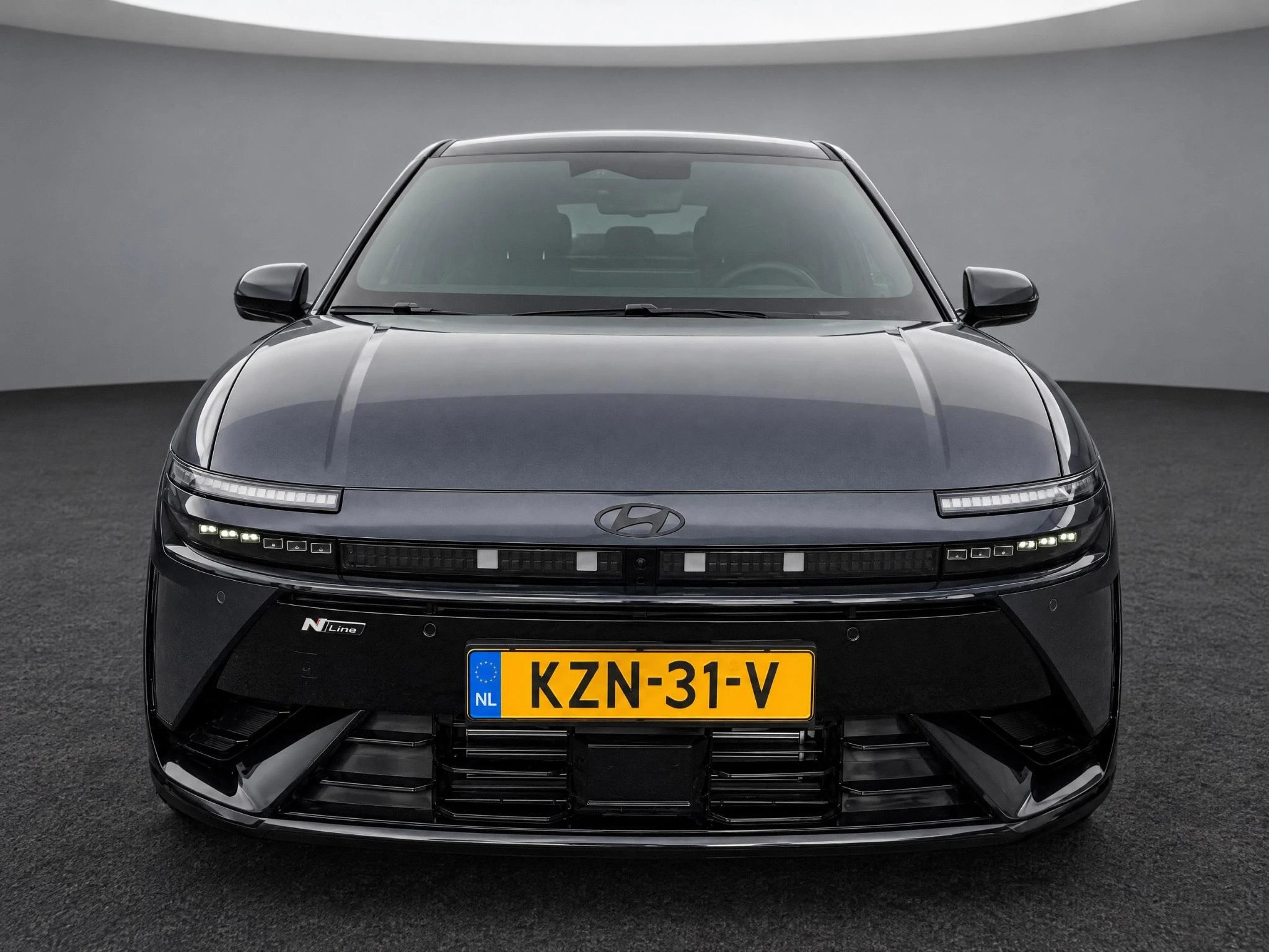 Hyundai-IONIQ 3-image-2