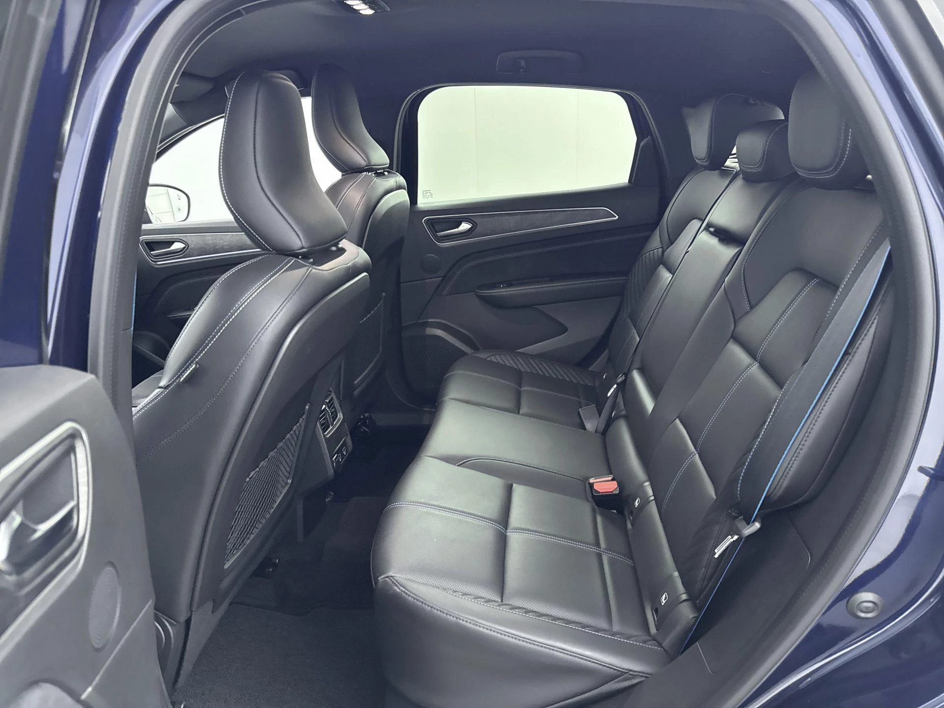 Renault-Arkana-image-25