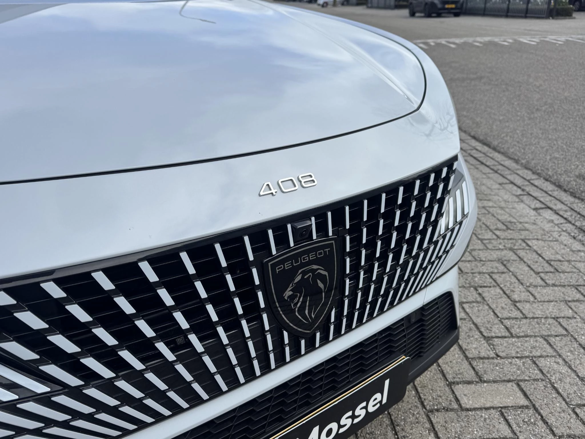 Peugeot-408-image-7
