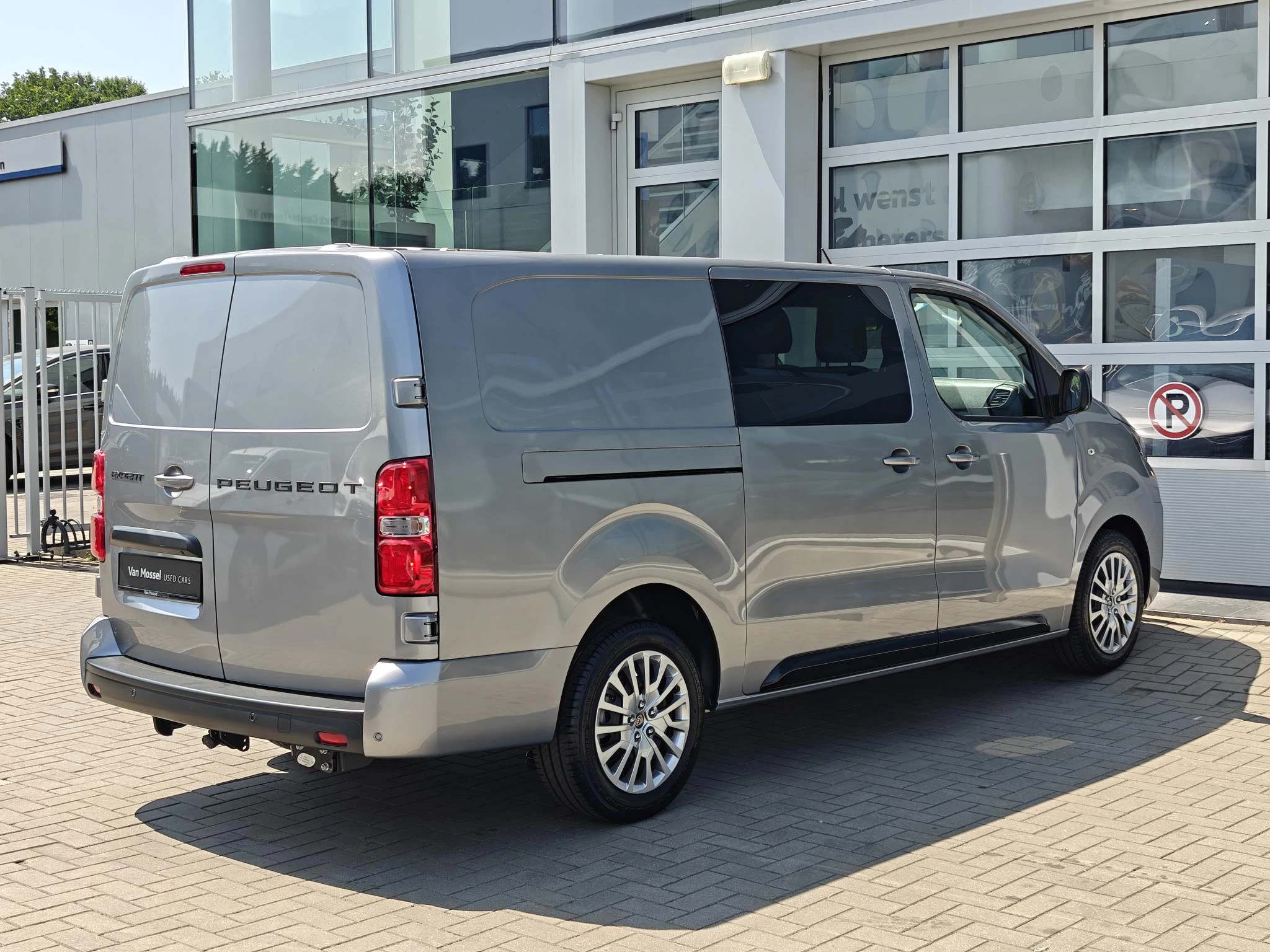 Peugeot Expert Long DC L3 2.0 BlueHDi 180 EAT8