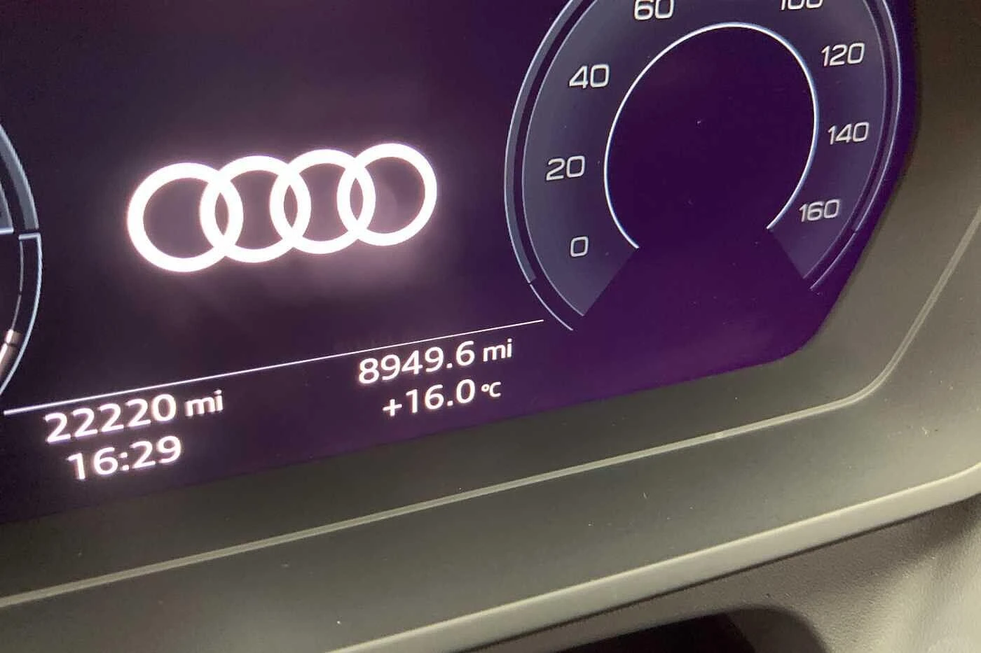 Audi-Q4 Sportback e-tron-image-12