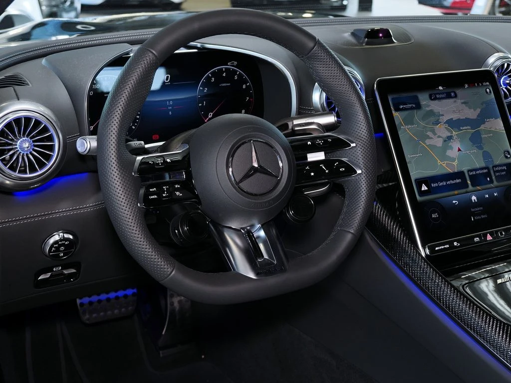 Mercedes-AMG-SL 63 AMG-image-6