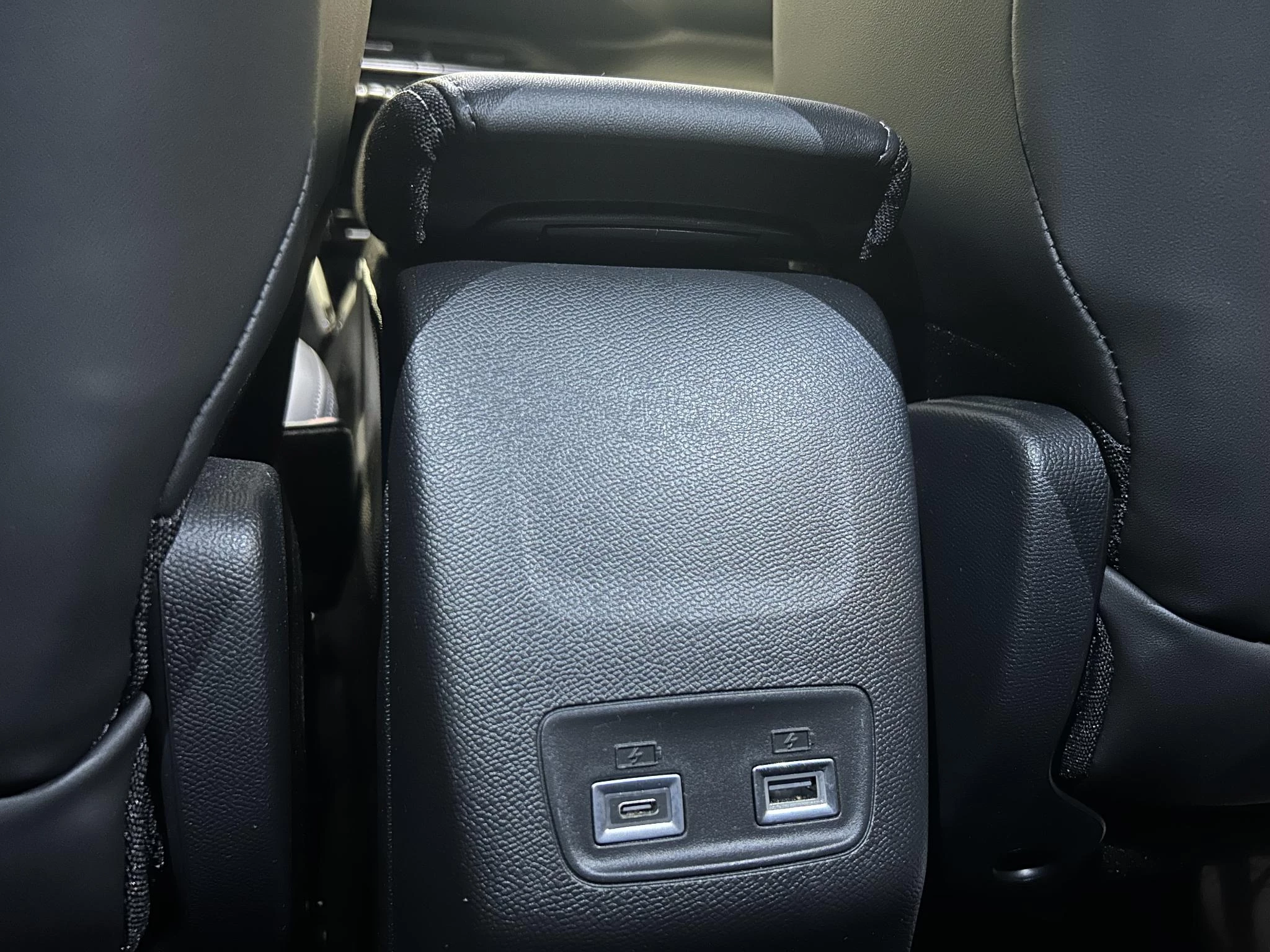 Peugeot-208-image-21