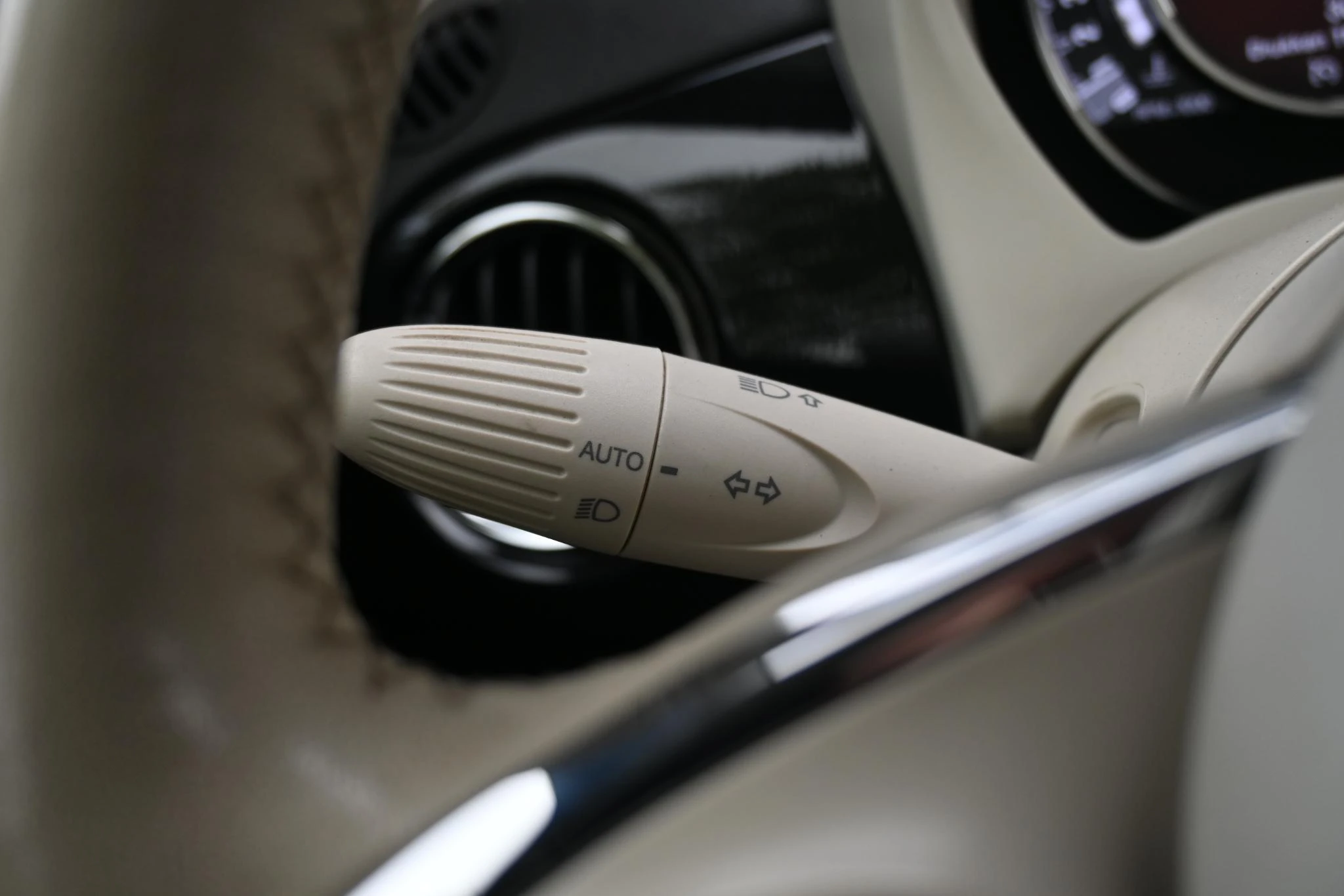 Fiat-500C-image-11