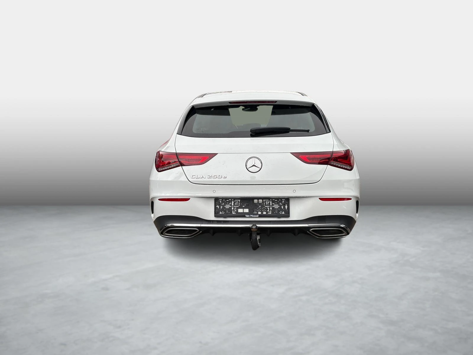 Mercedes-Benz-CLA-image-6